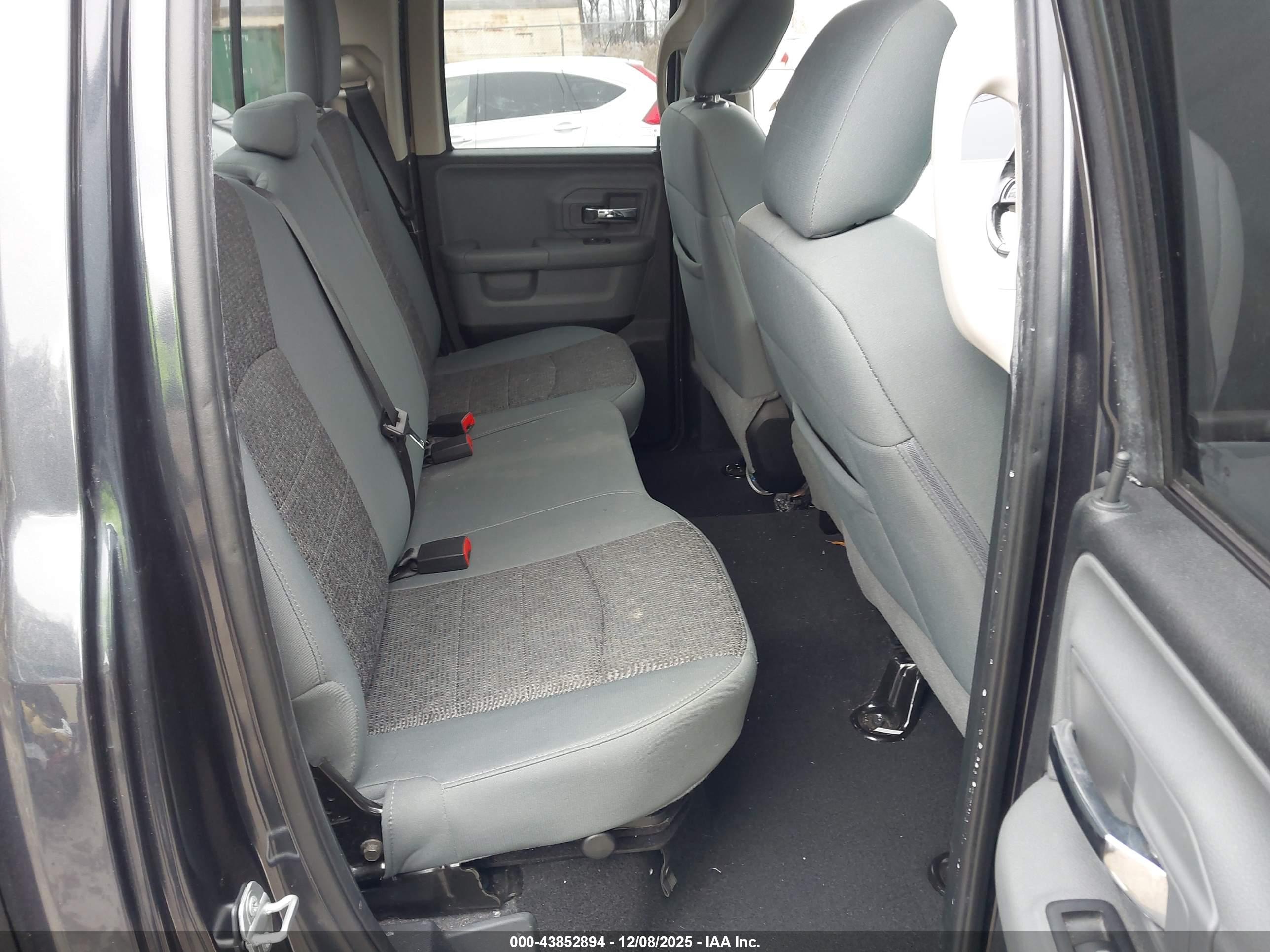RAM 1500 image 8