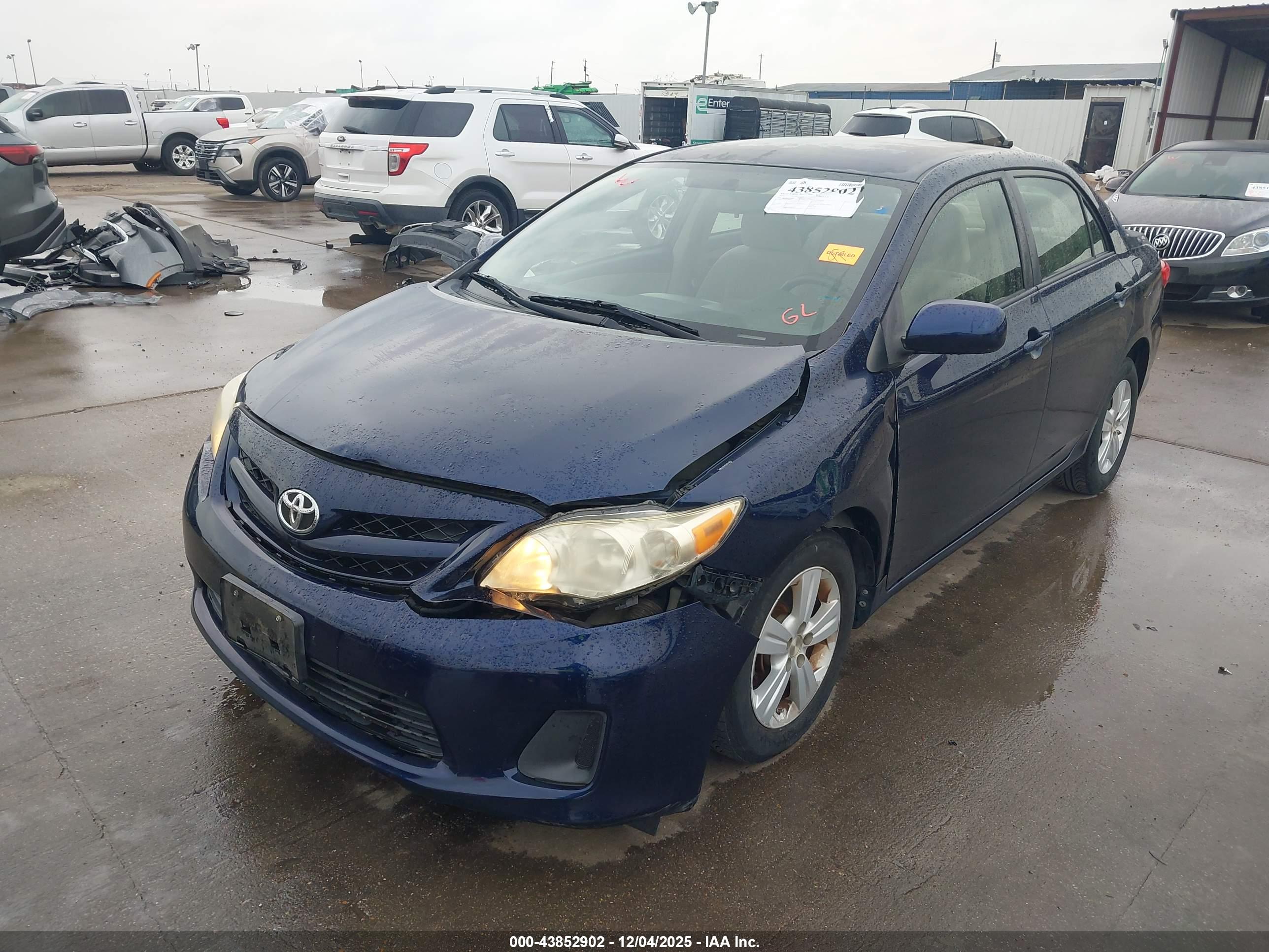 TOYOTA COROLLA image 2