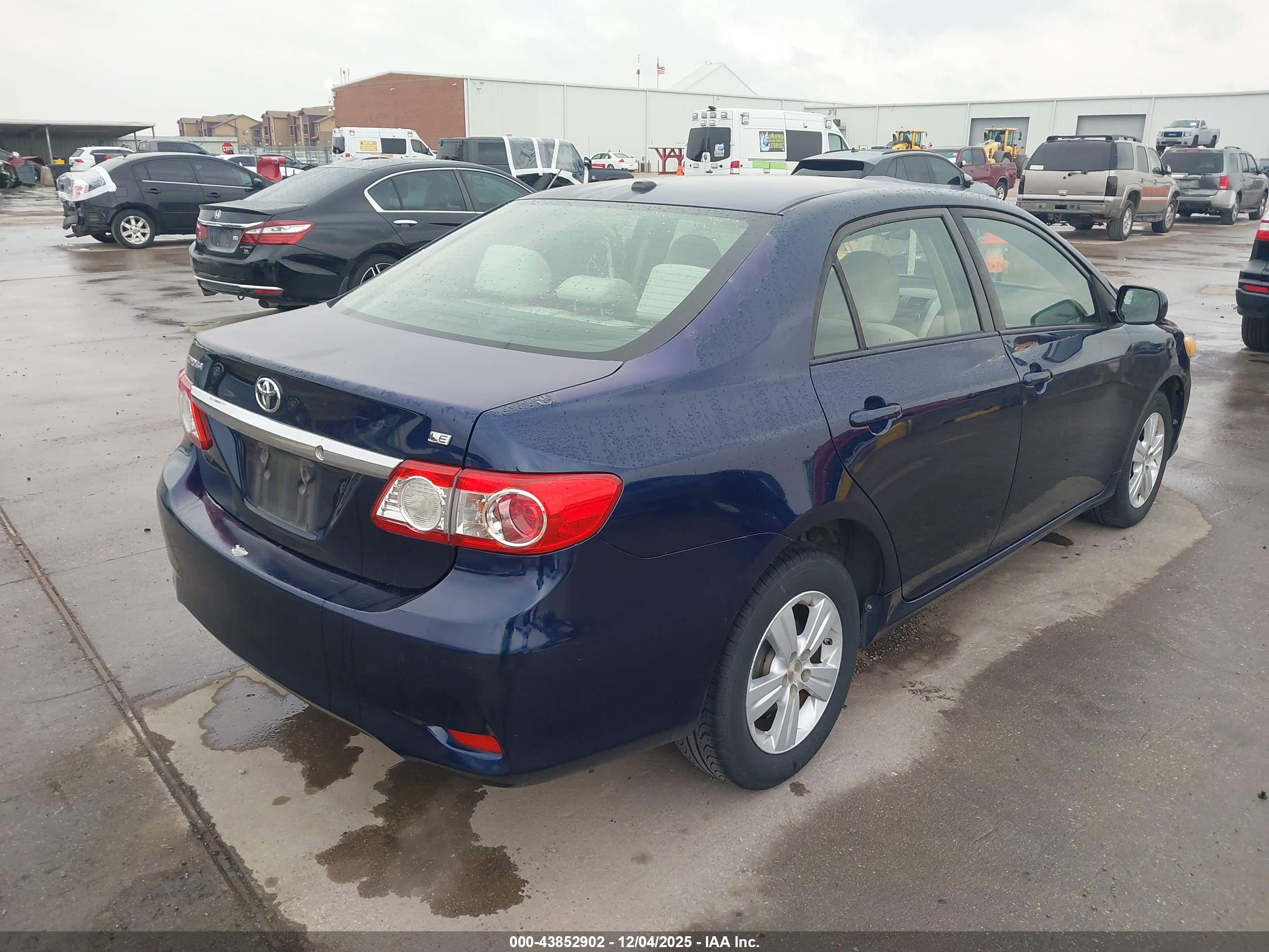 TOYOTA COROLLA image 4