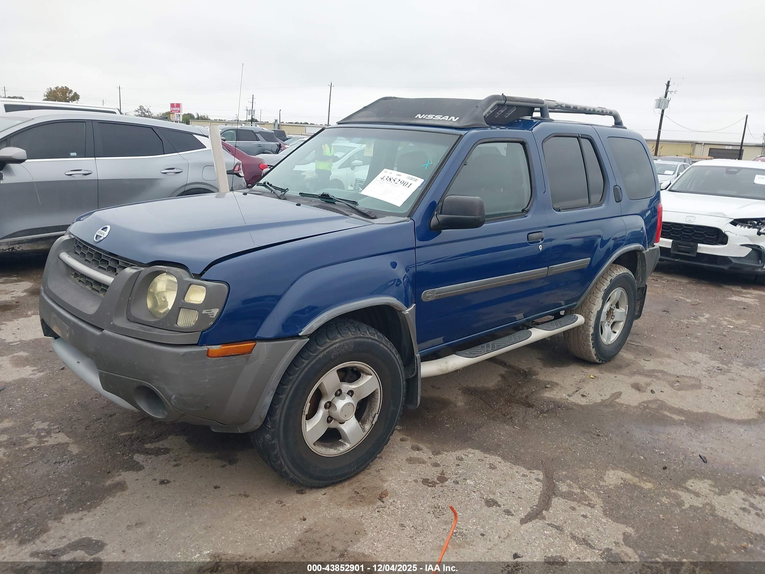 NISSAN XTERRA image 2