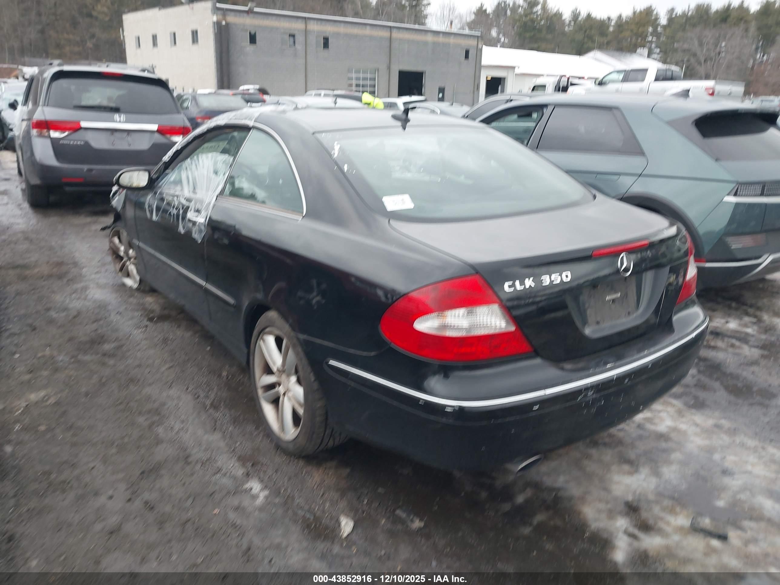 MERCEDES-BENZ CLK image 3