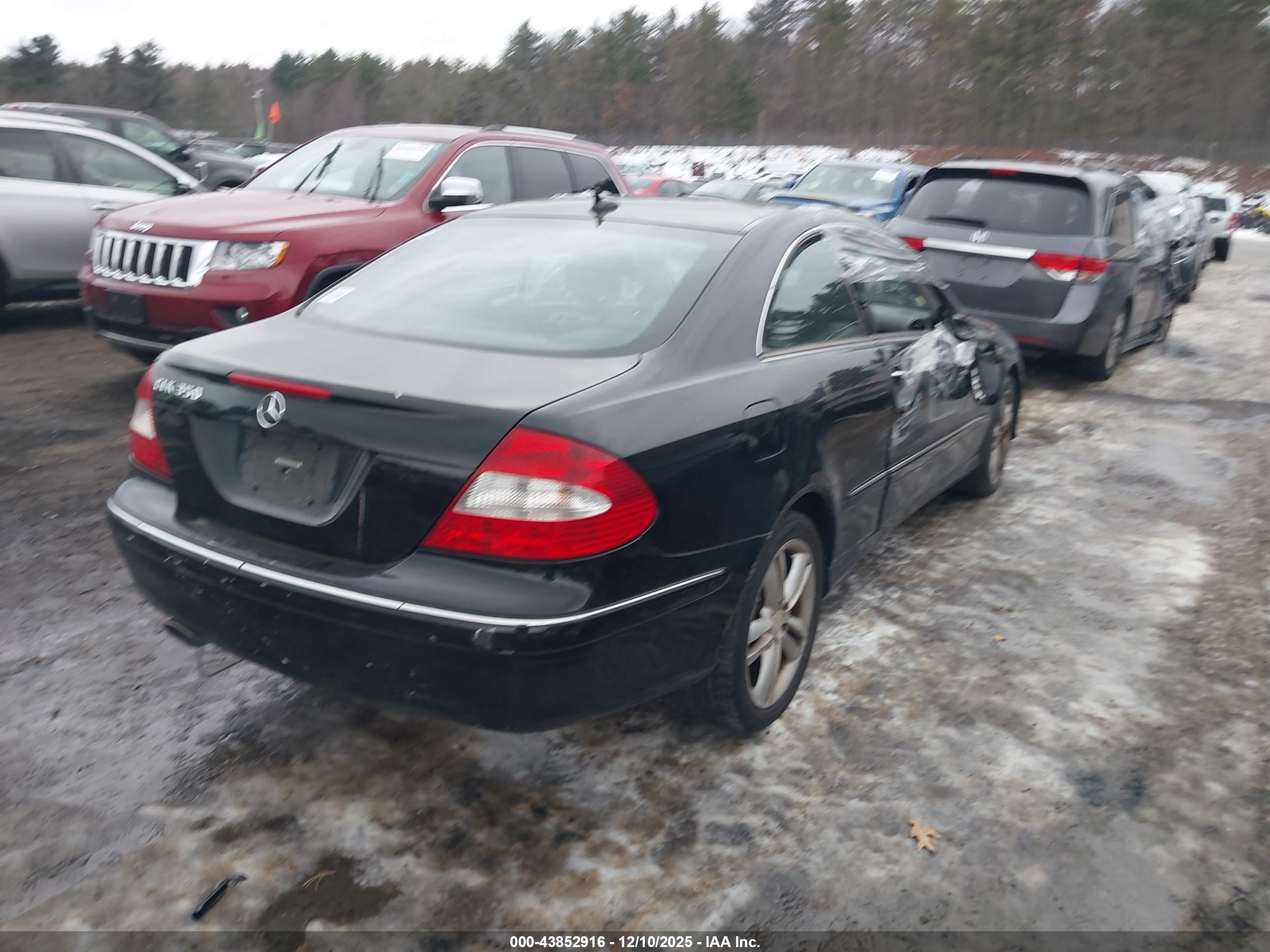 MERCEDES-BENZ CLK image 4