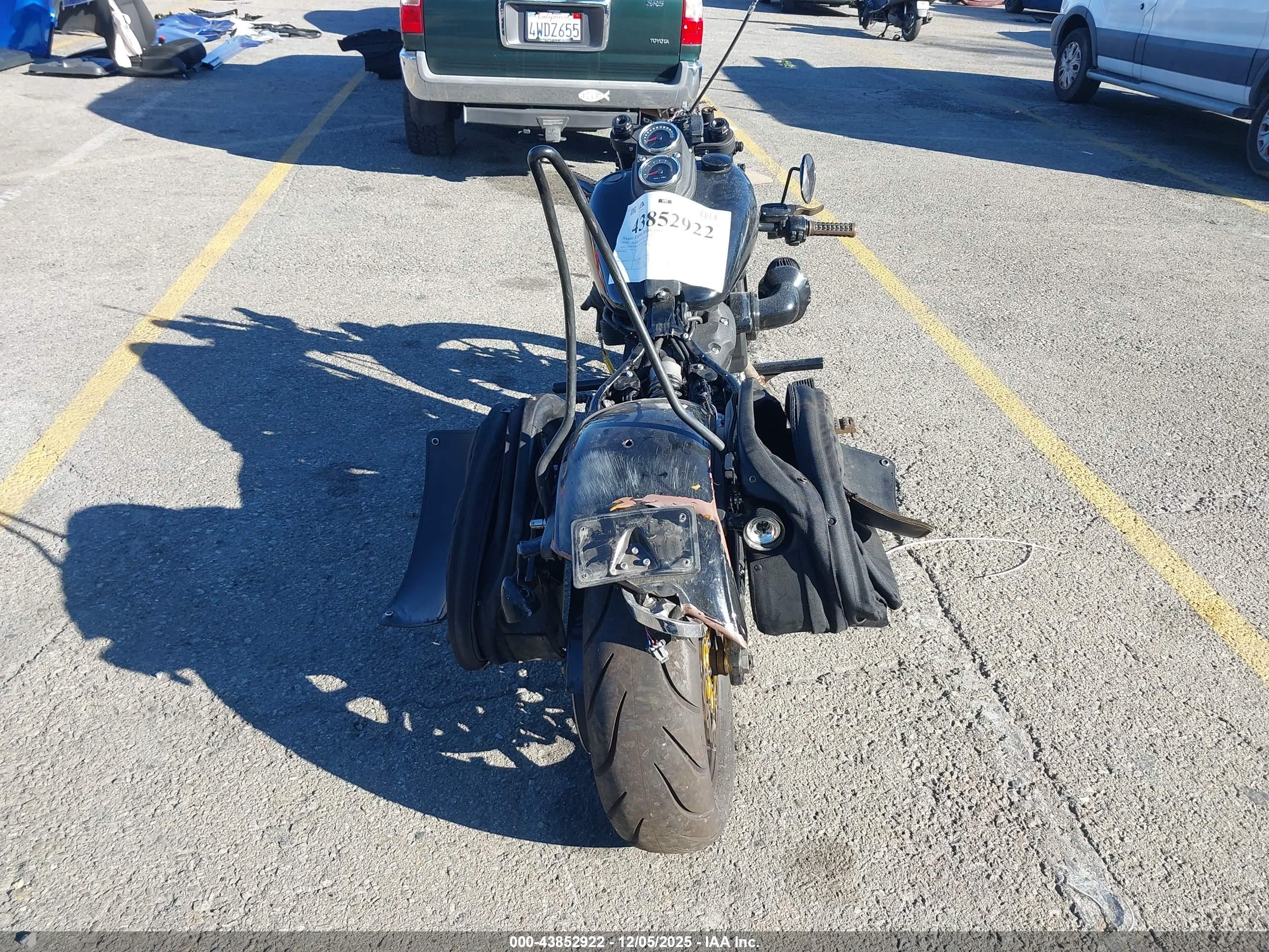 HARLEY-DAVIDSON FXLRS image 6