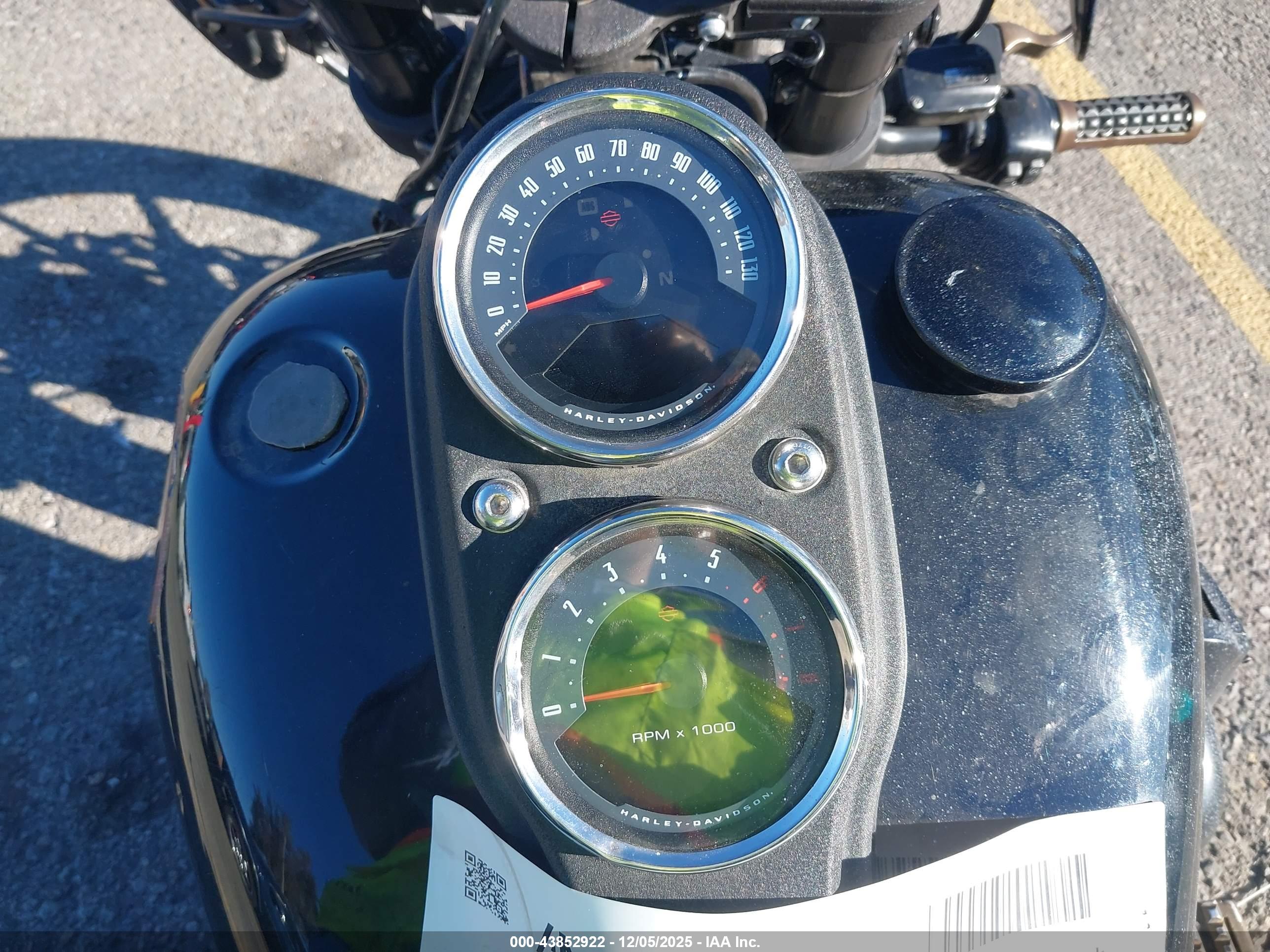 HARLEY-DAVIDSON FXLRS image 7