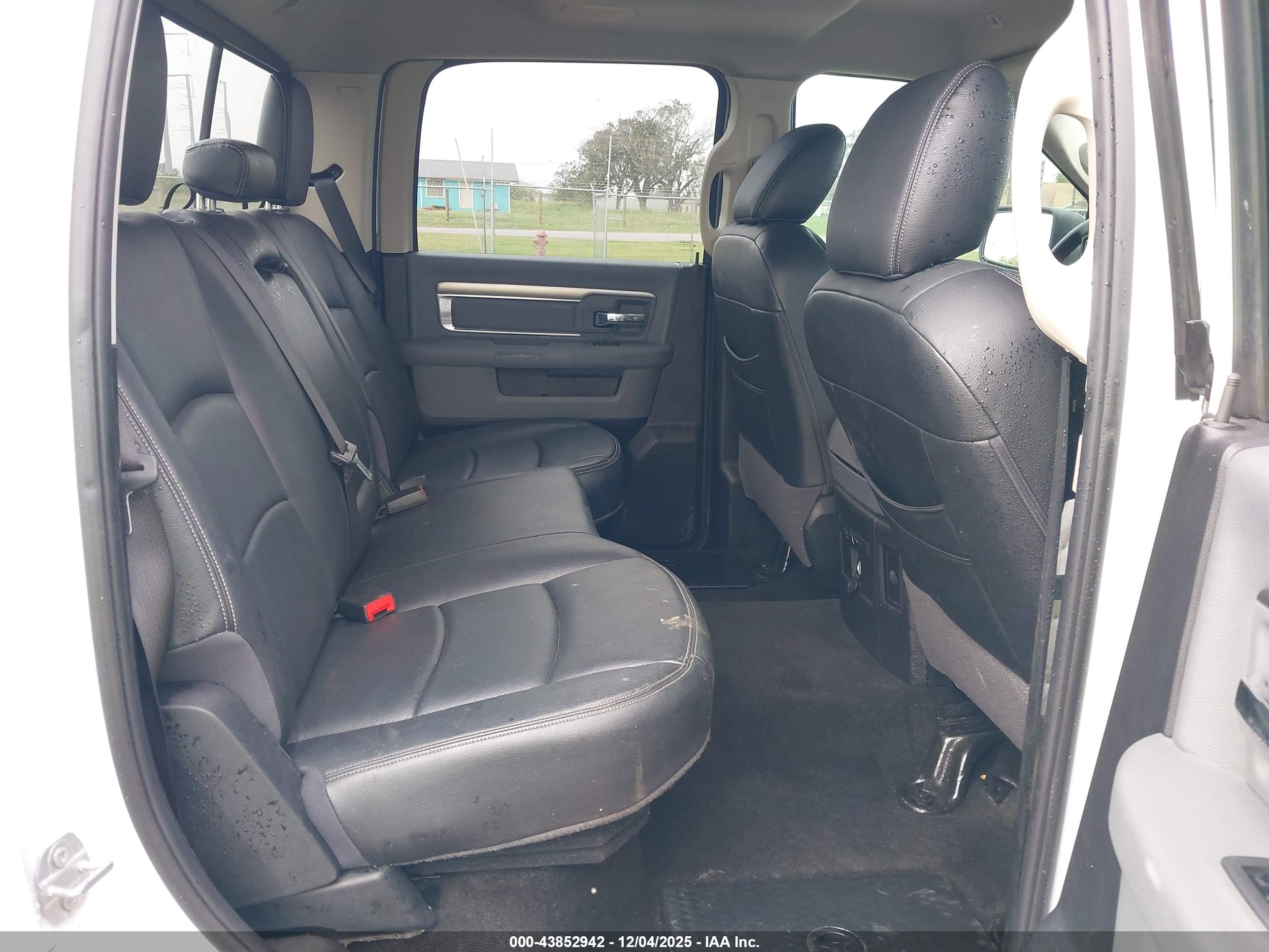 RAM 1500 image 8