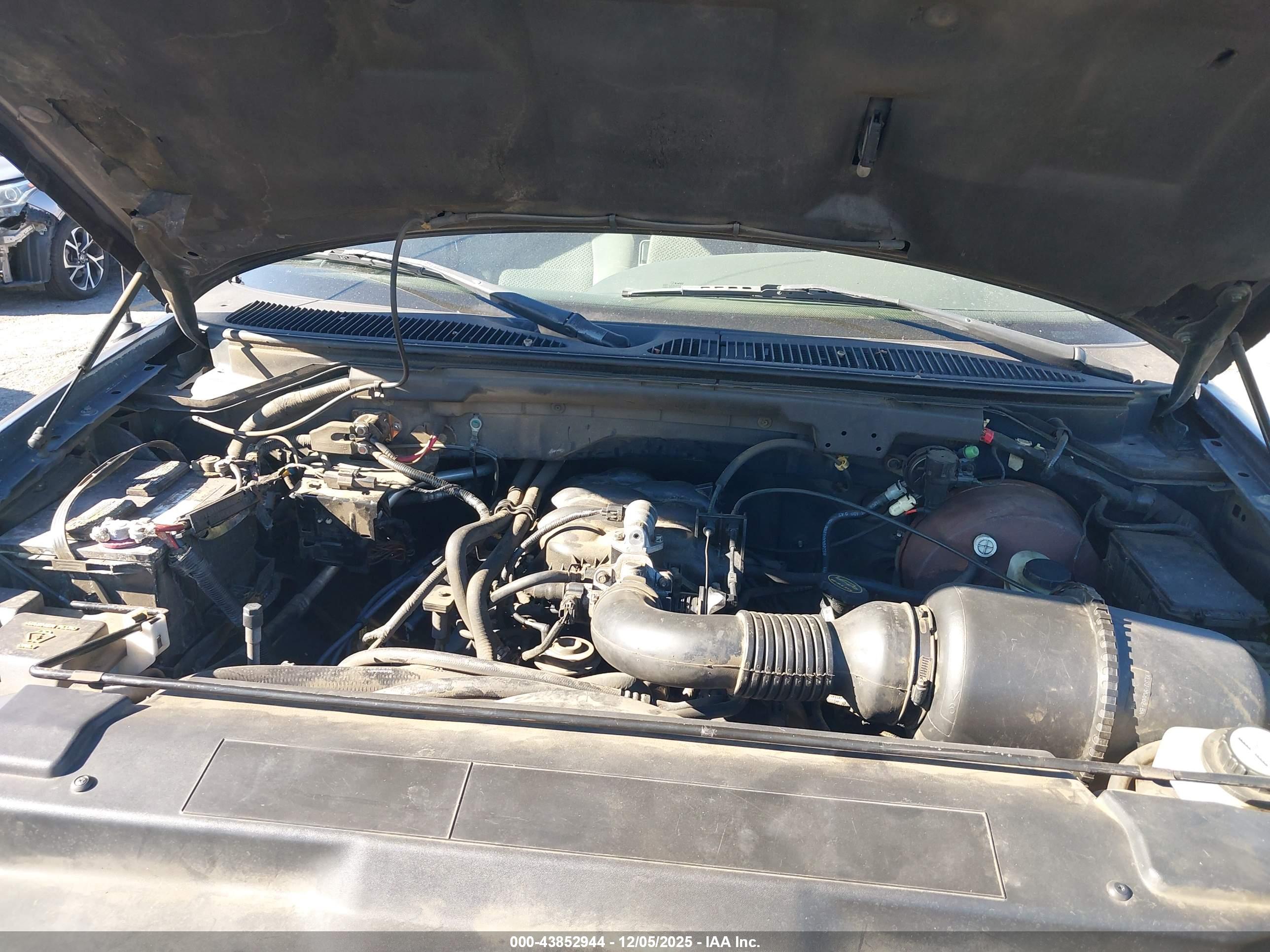 FORD F-150 image 10