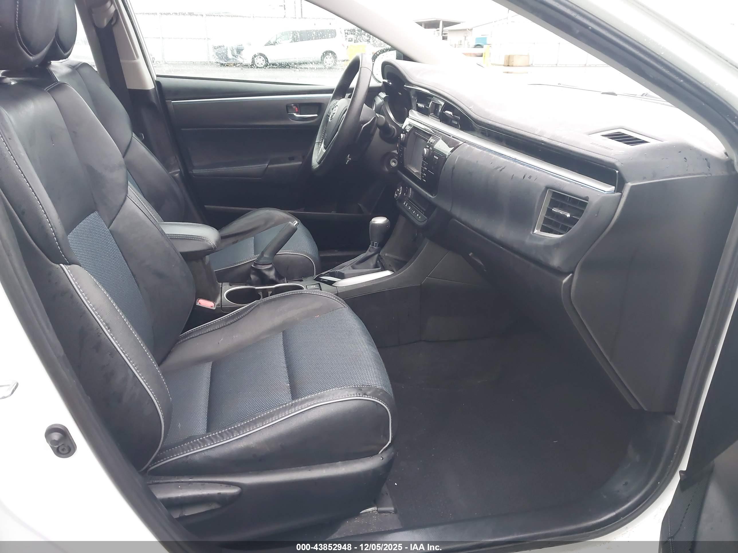 TOYOTA COROLLA image 5
