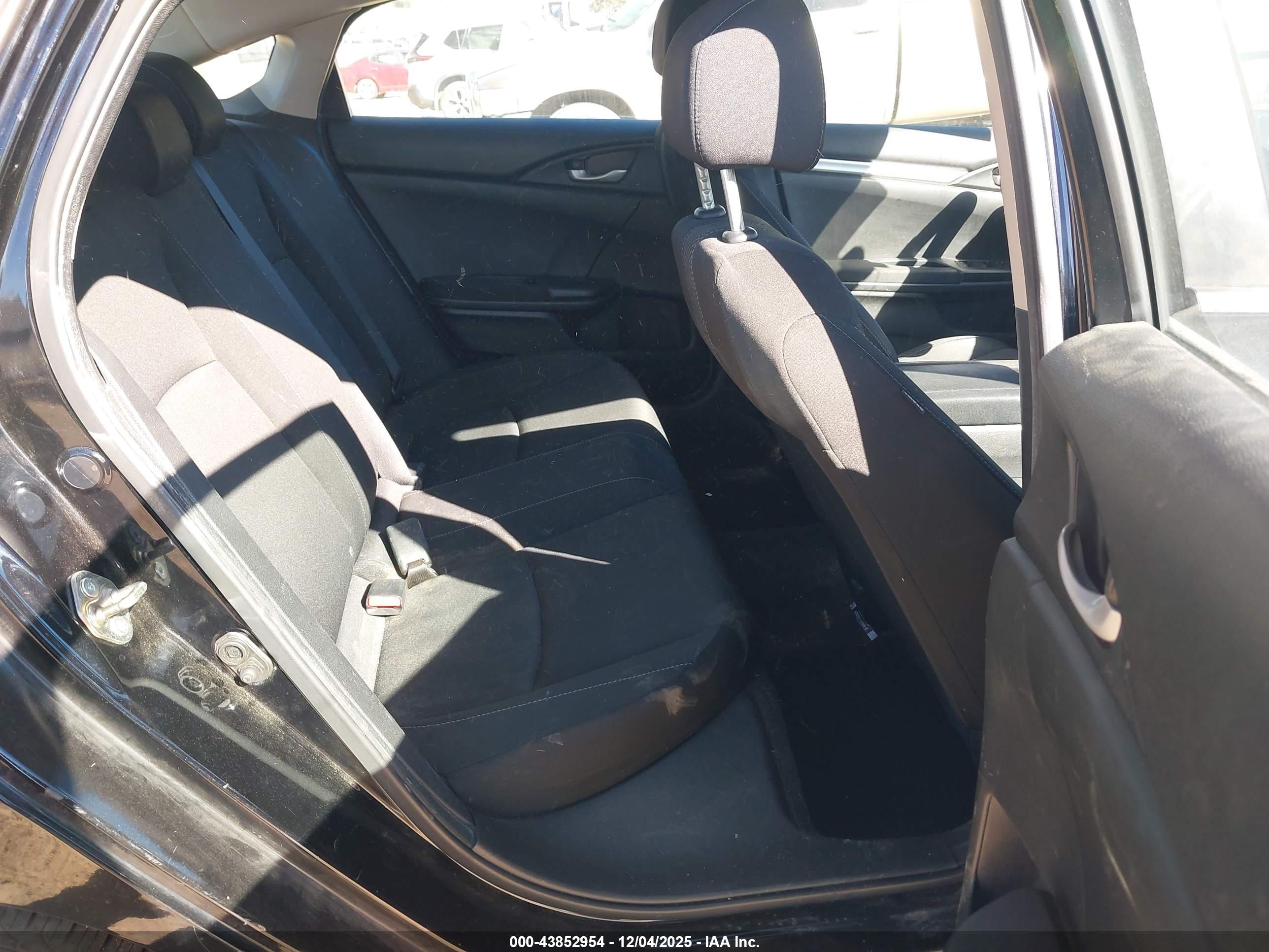 HONDA CIVIC image 8