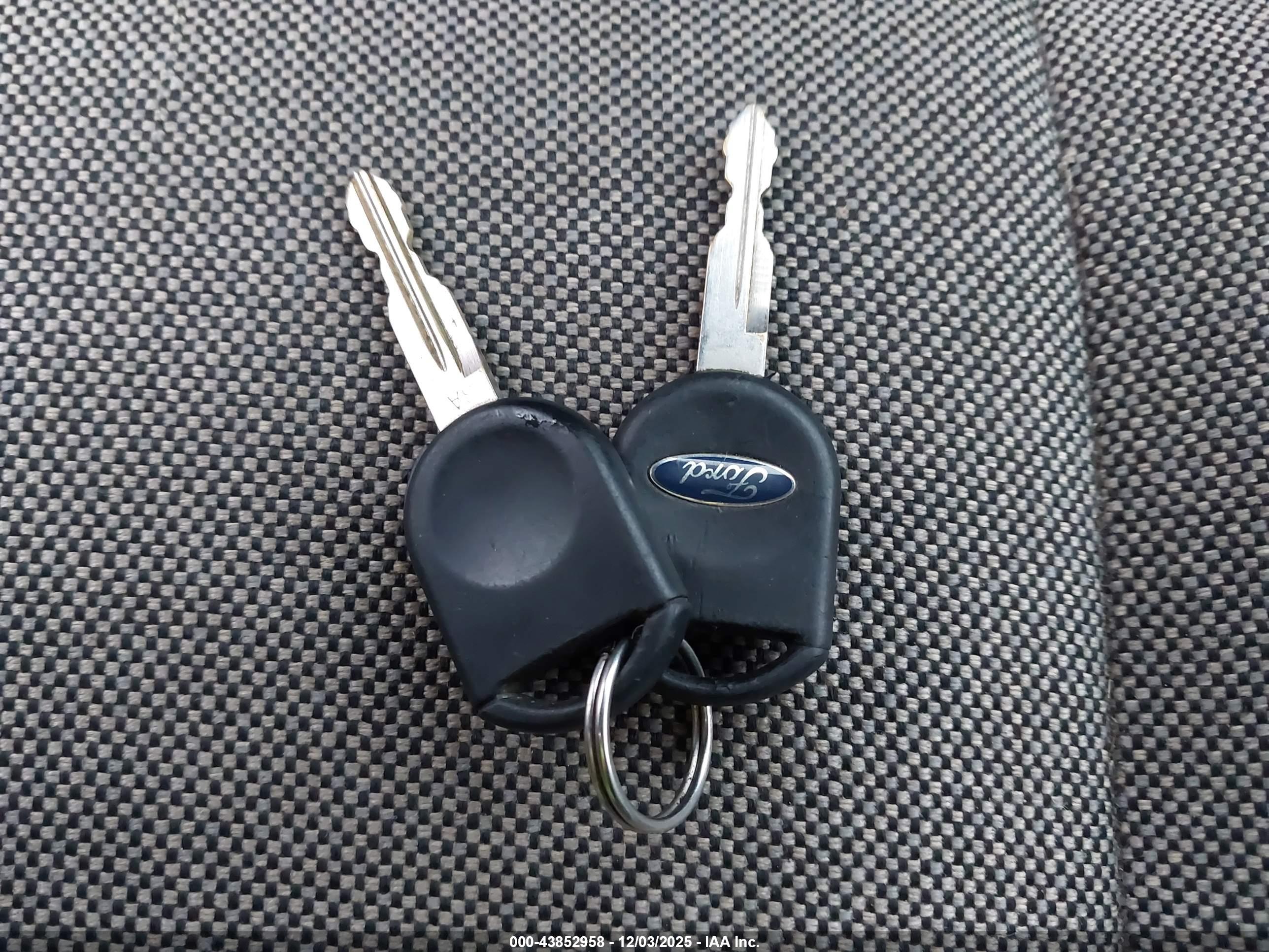 FORD RANGER image 11