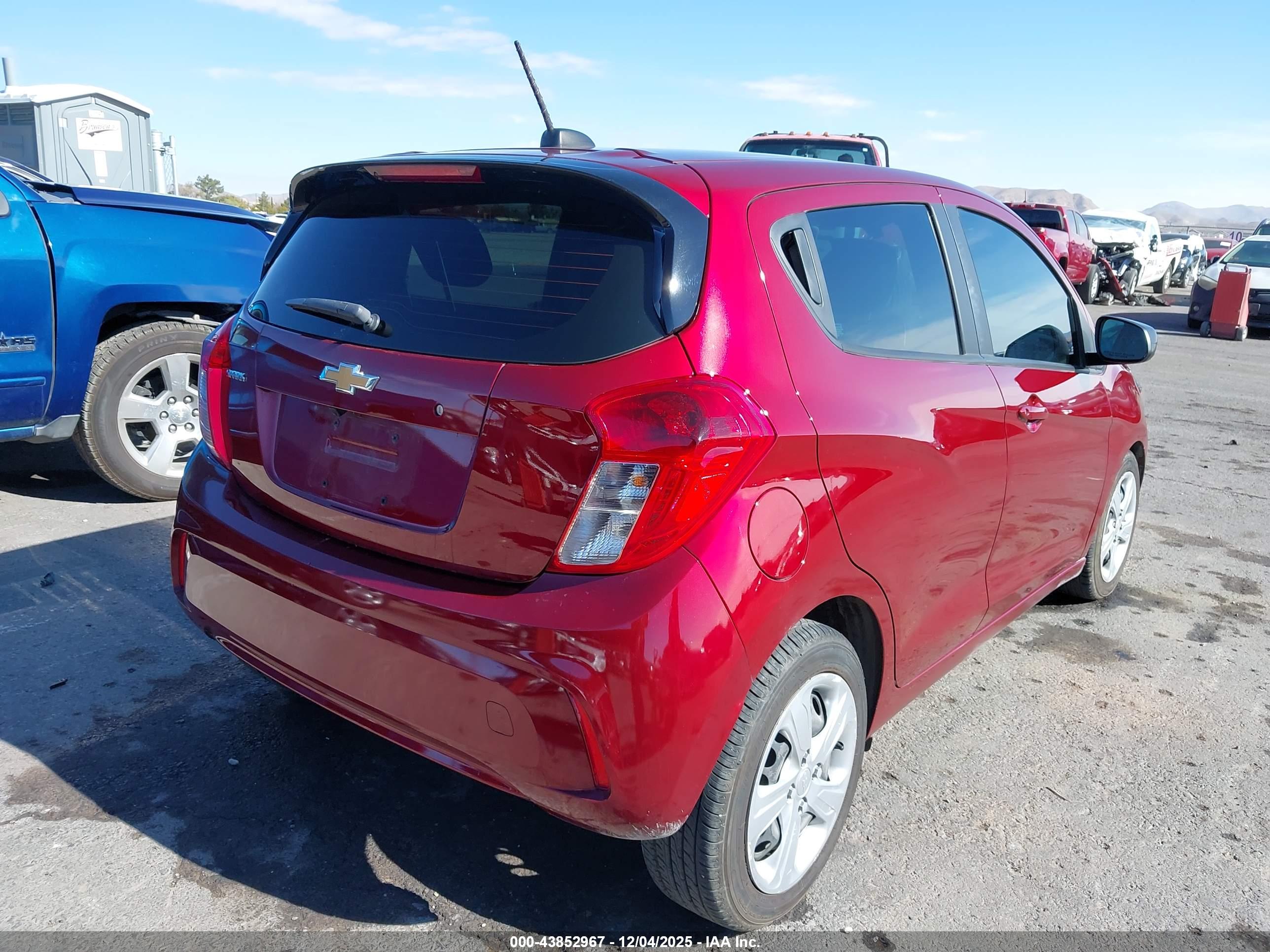 CHEVROLET SPARK image 4