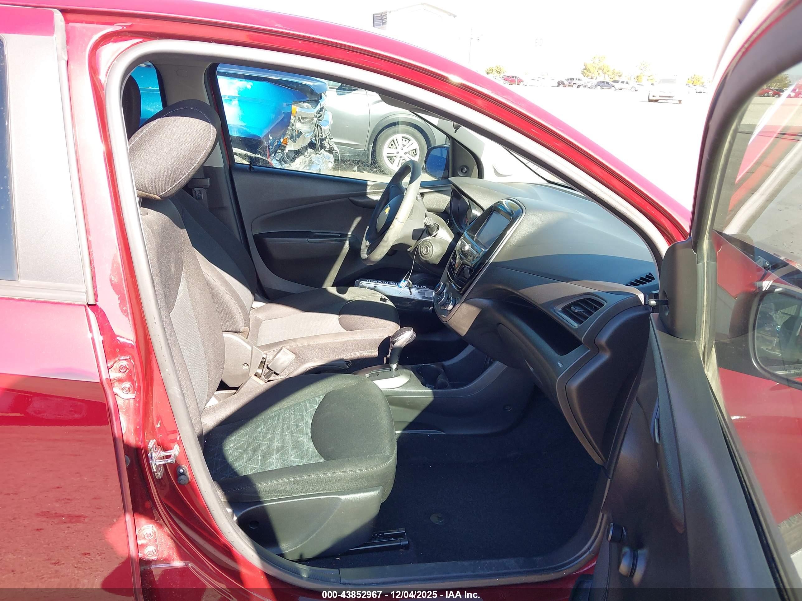 CHEVROLET SPARK image 5