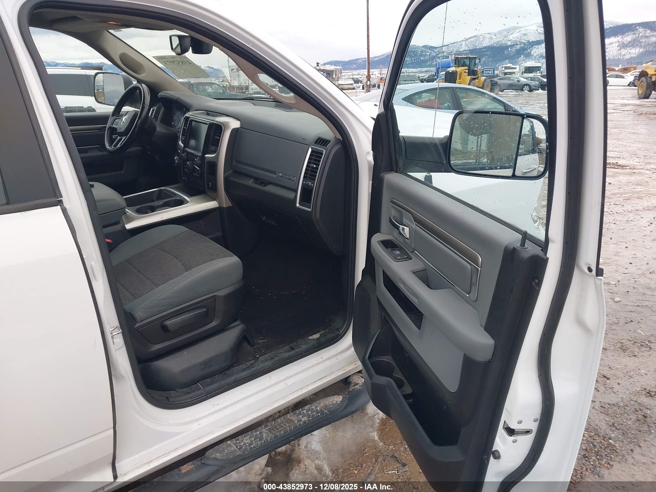RAM 1500 image 5