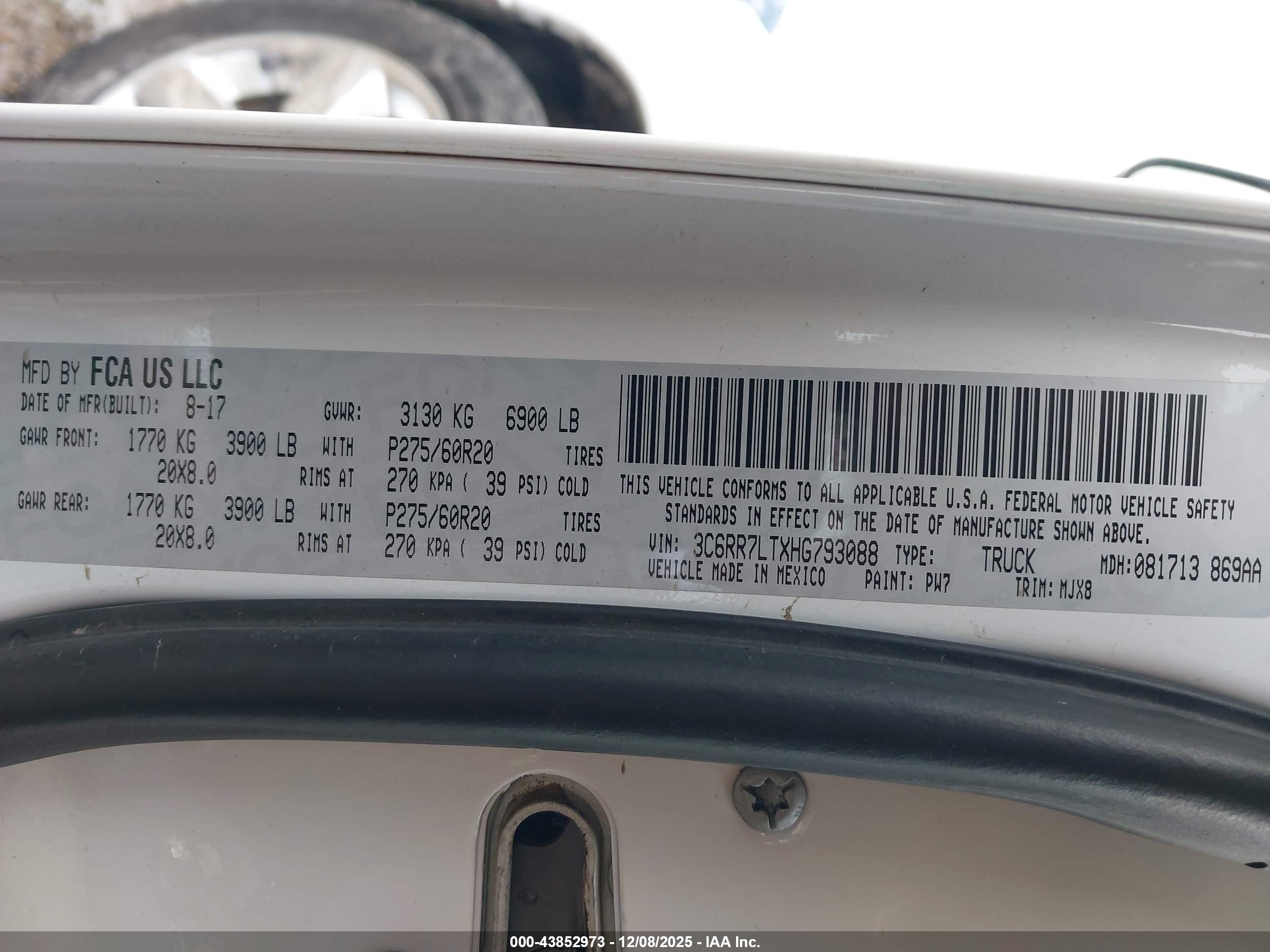 RAM 1500 image 9