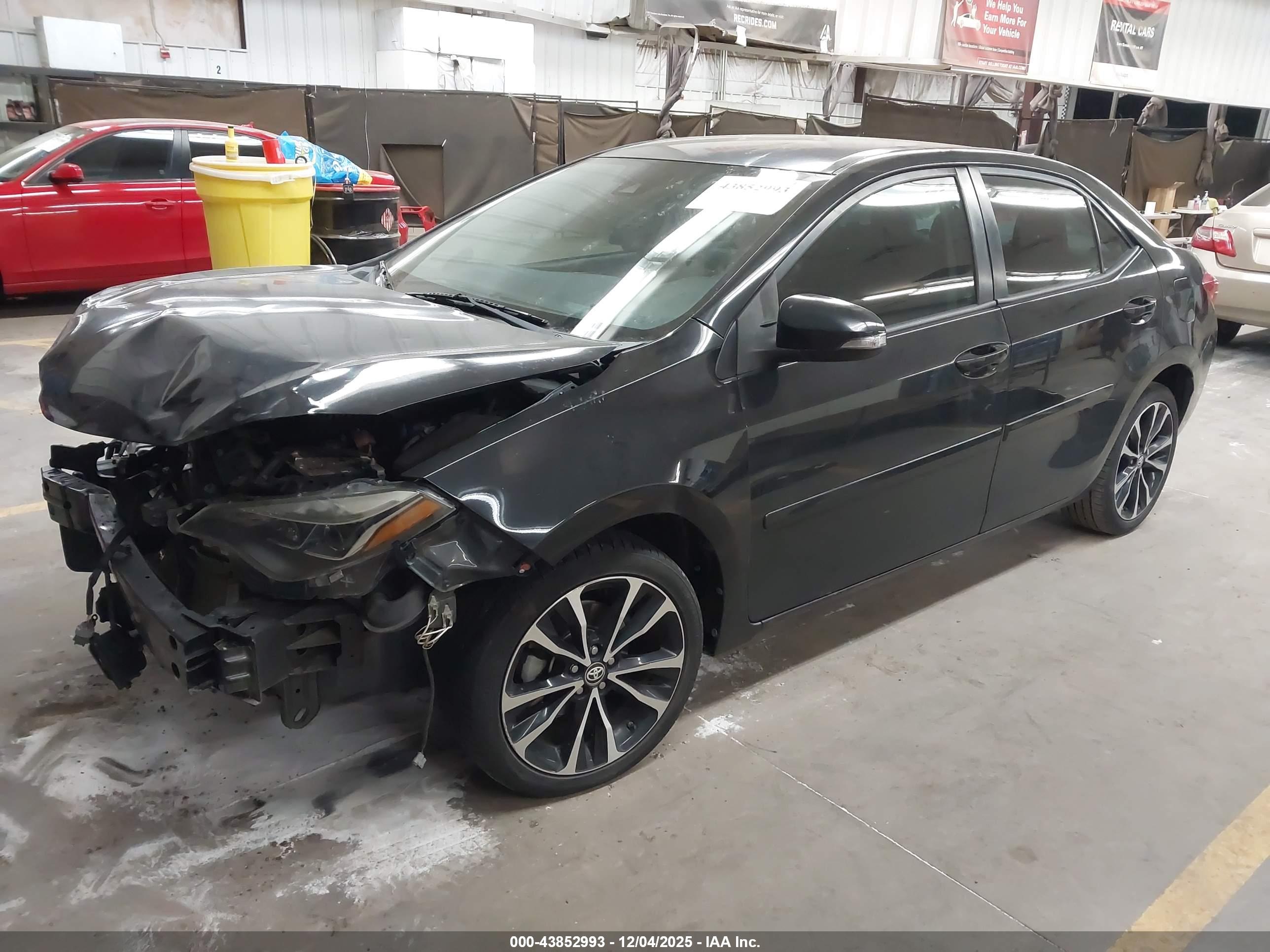 TOYOTA COROLLA image 2