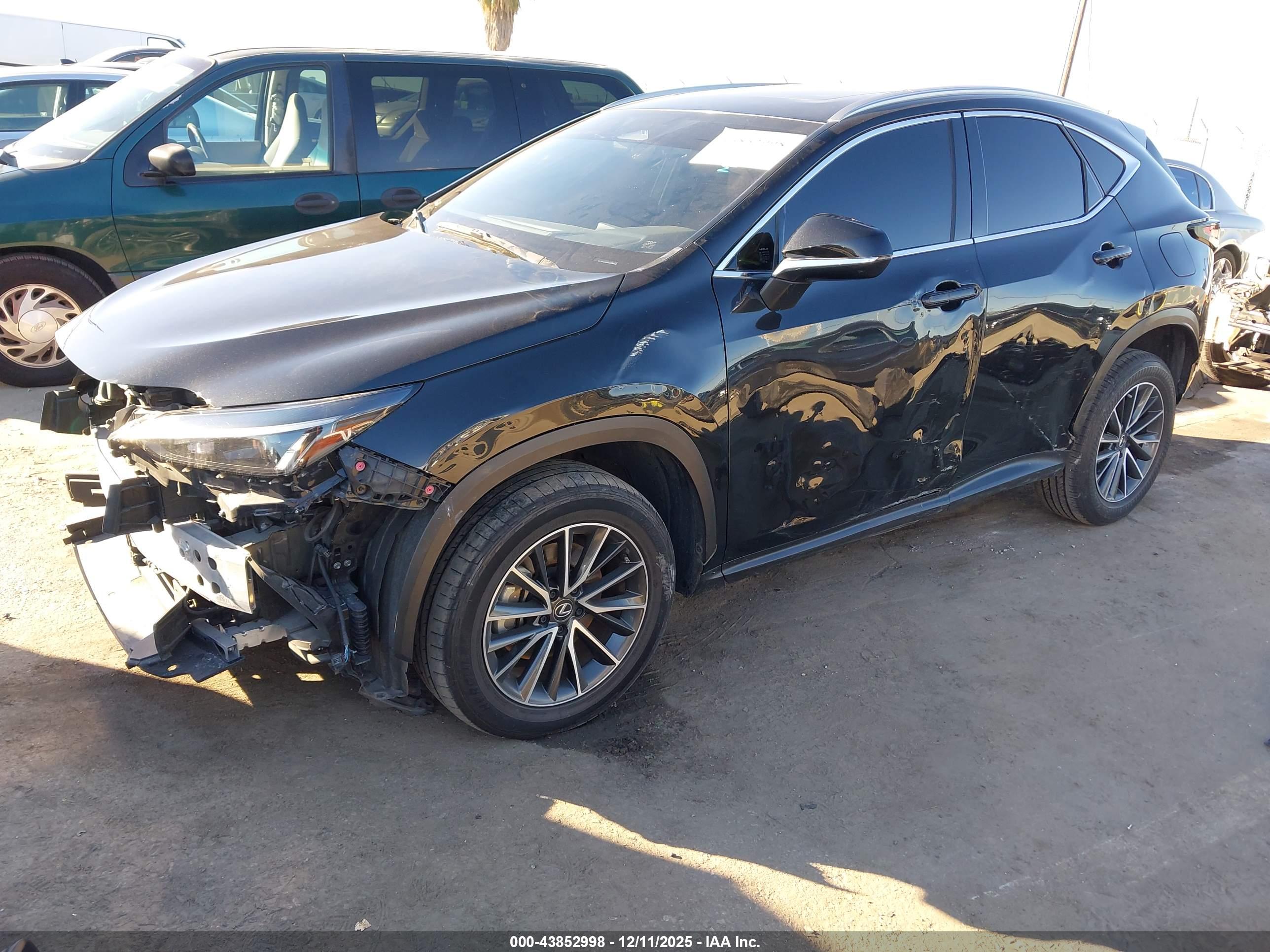LEXUS NX image 2