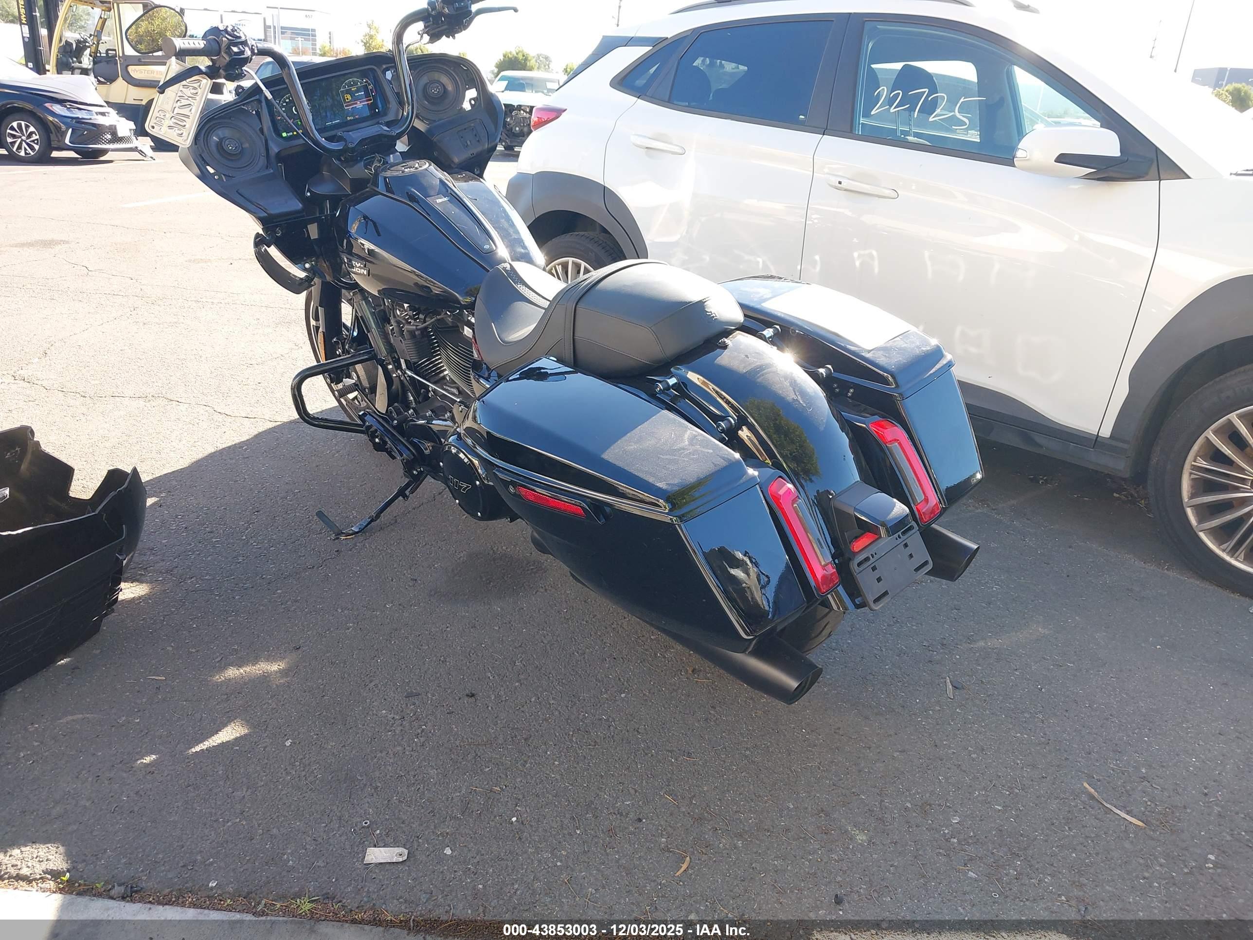 HARLEY-DAVIDSON FLTRX image 3