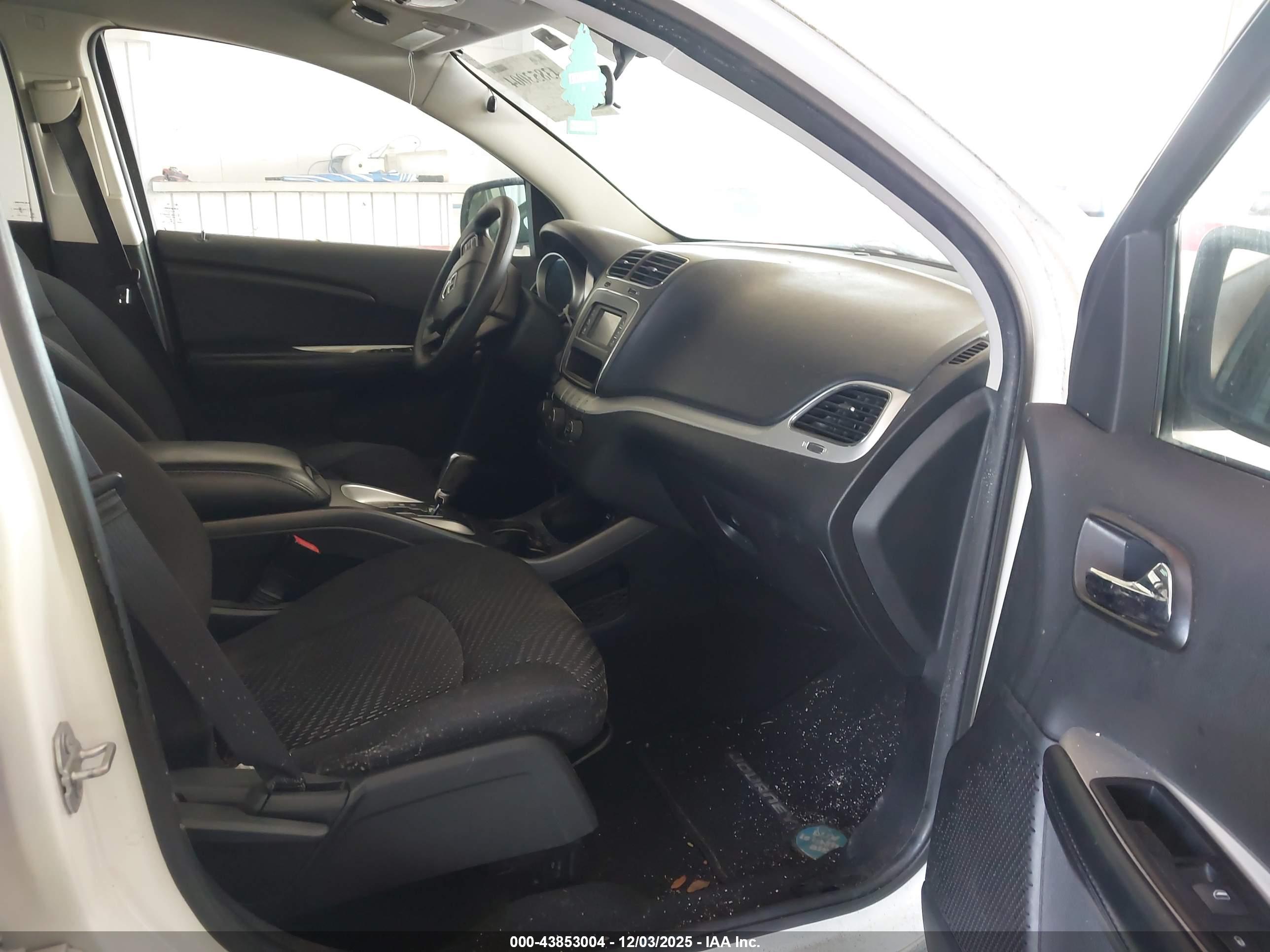 DODGE JOURNEY image 5