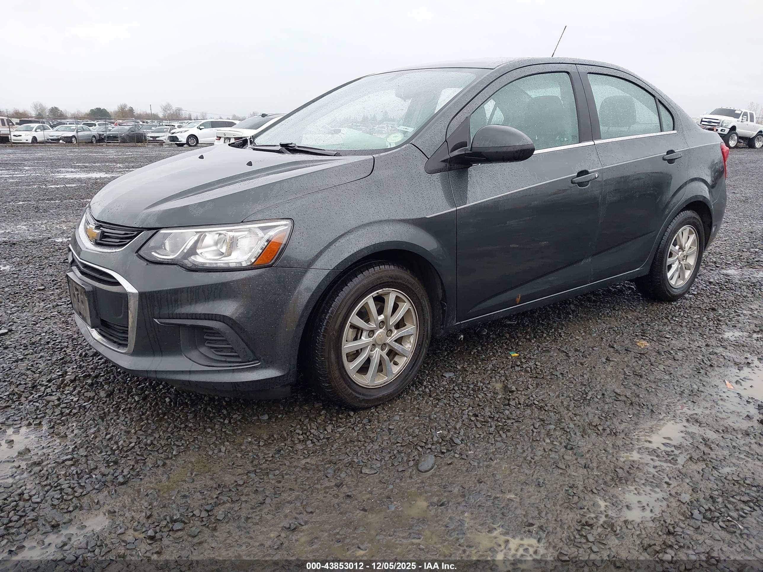 CHEVROLET SONIC image 2
