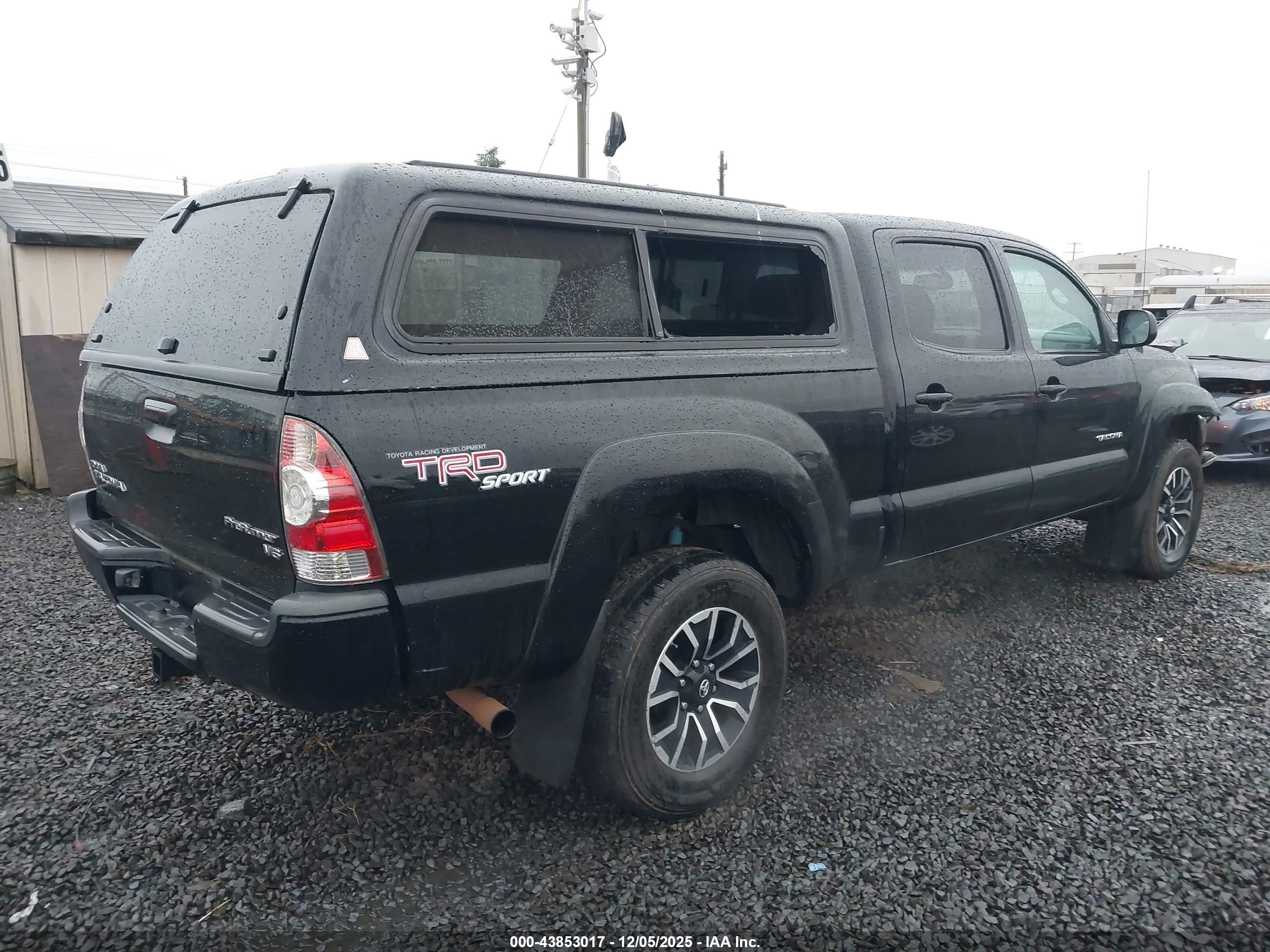TOYOTA TACOMA image 4
