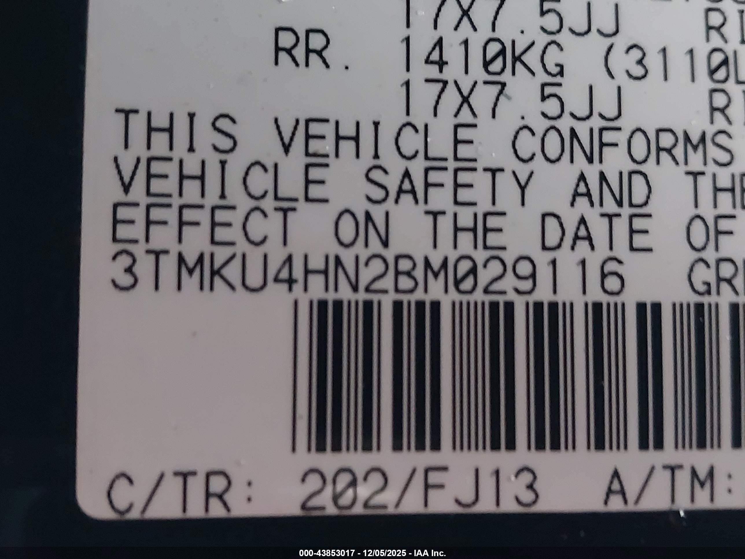 TOYOTA TACOMA image 9