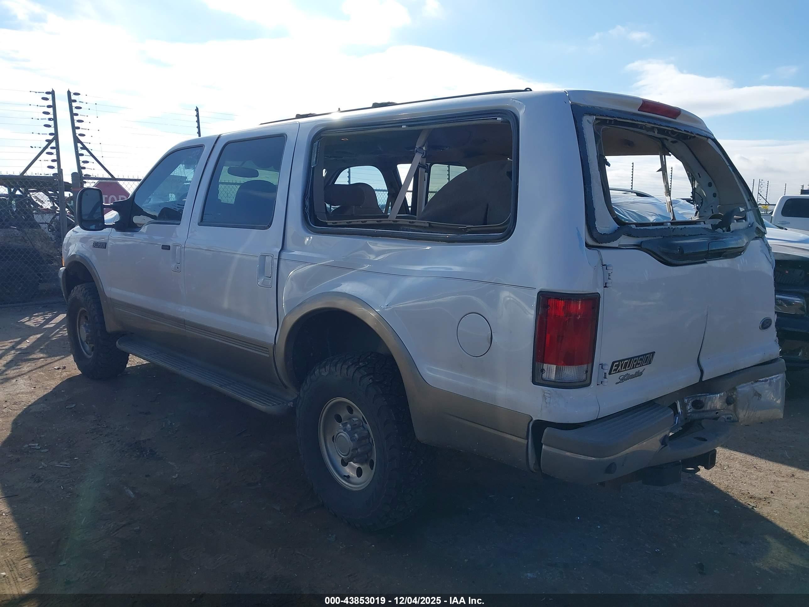 FORD EXCURSION image 3