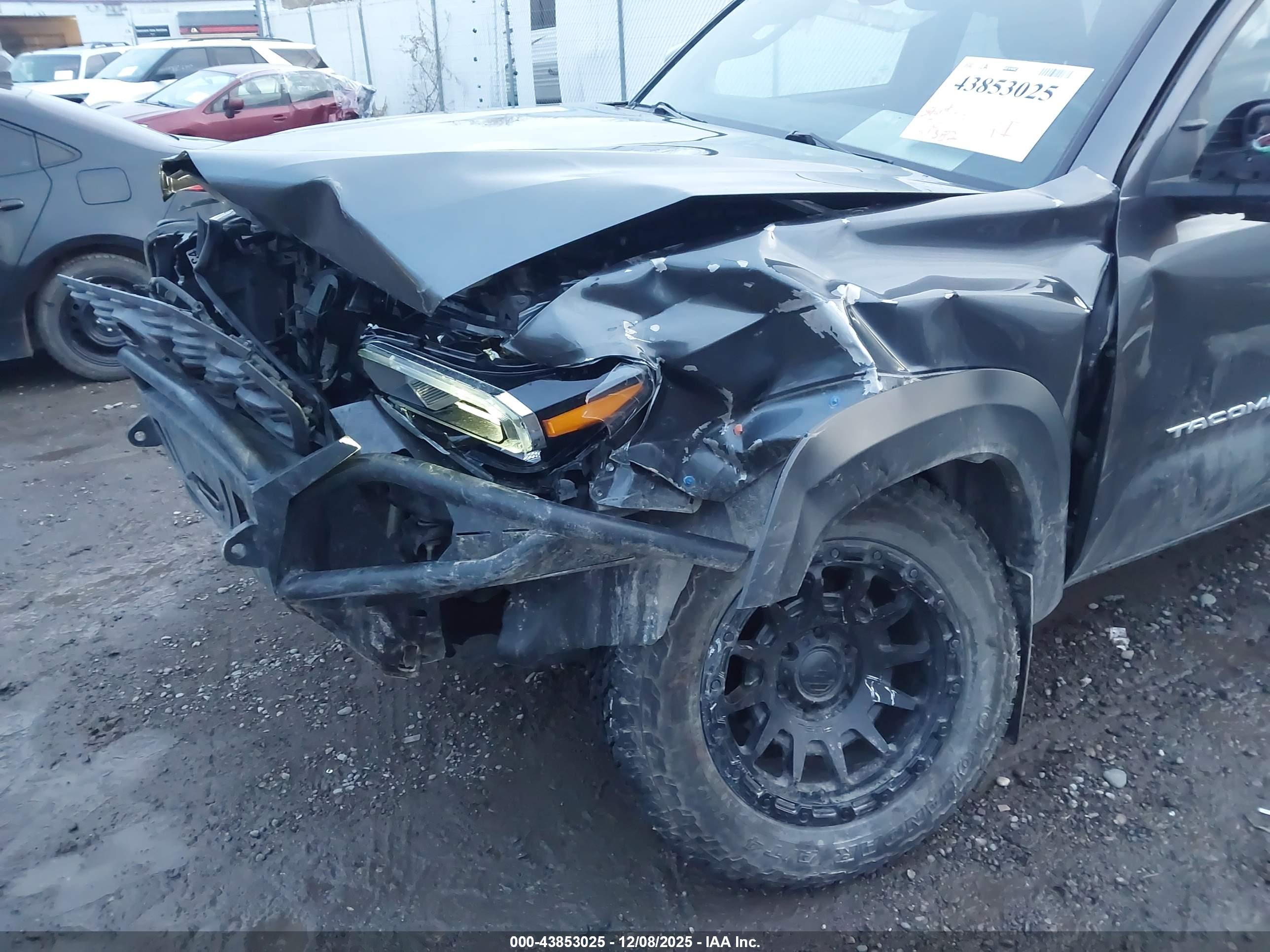 TOYOTA TACOMA image 6