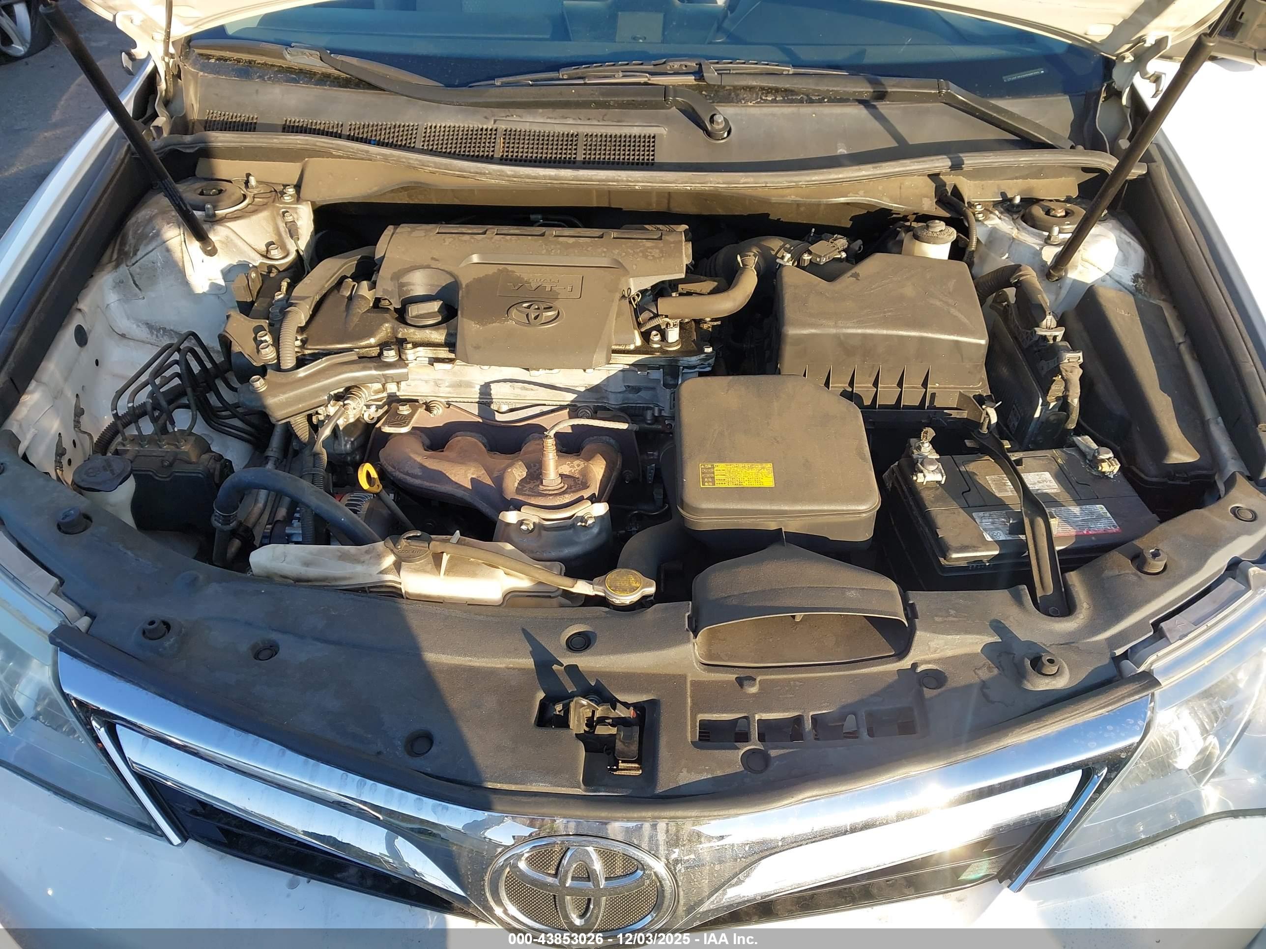 TOYOTA CAMRY image 10