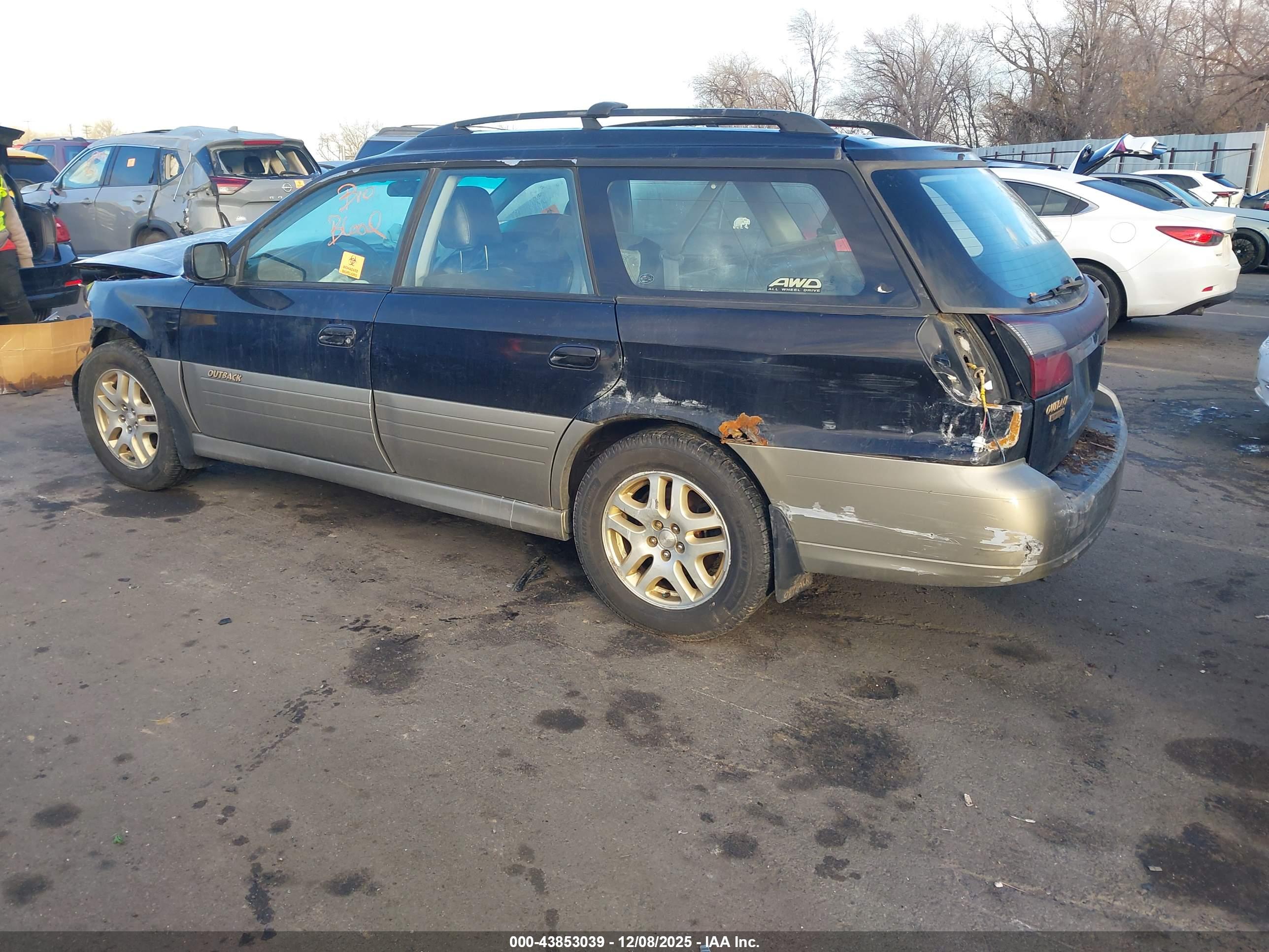 SUBARU OUTBACK image 3