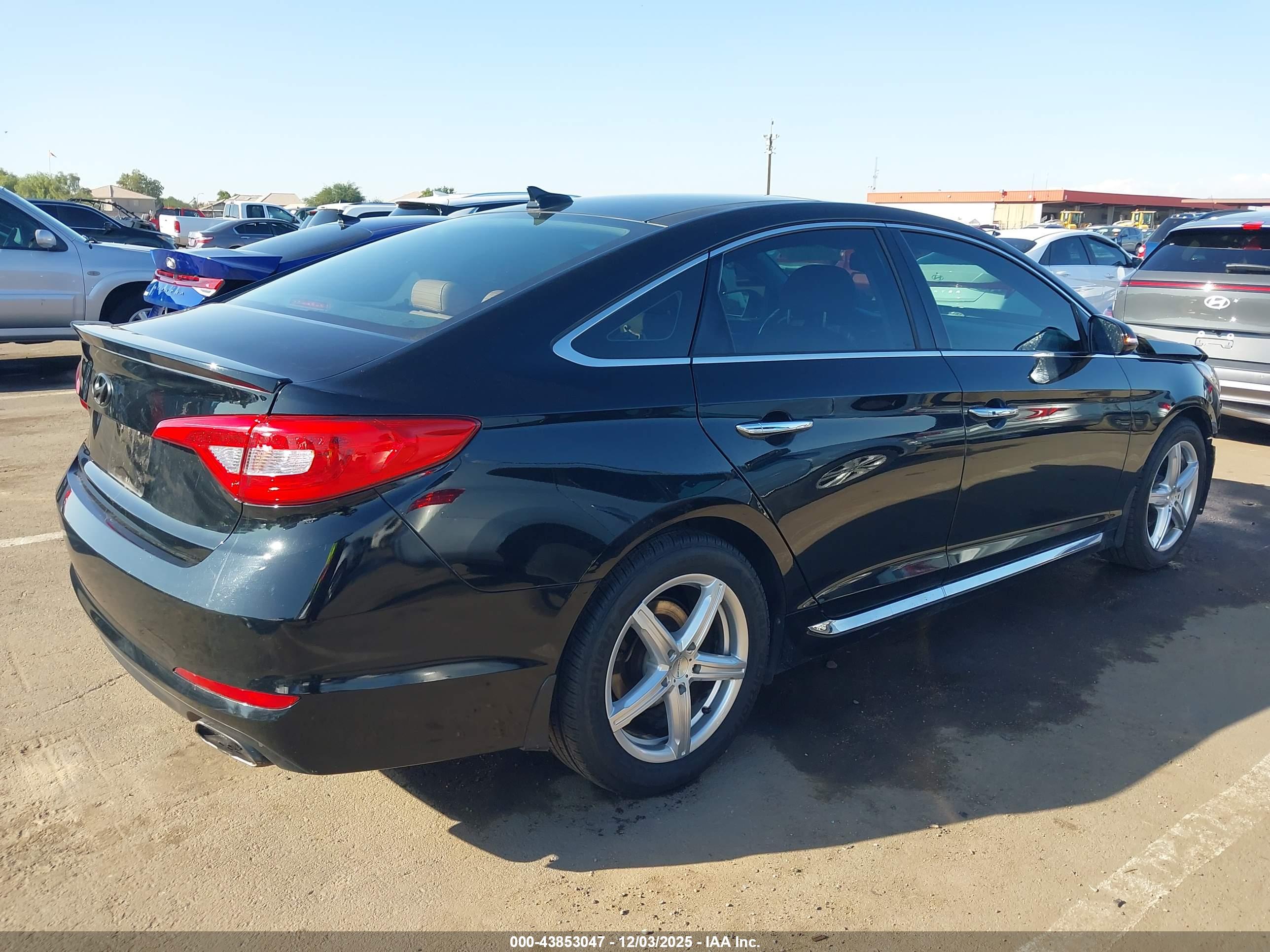 HYUNDAI SONATA image 4