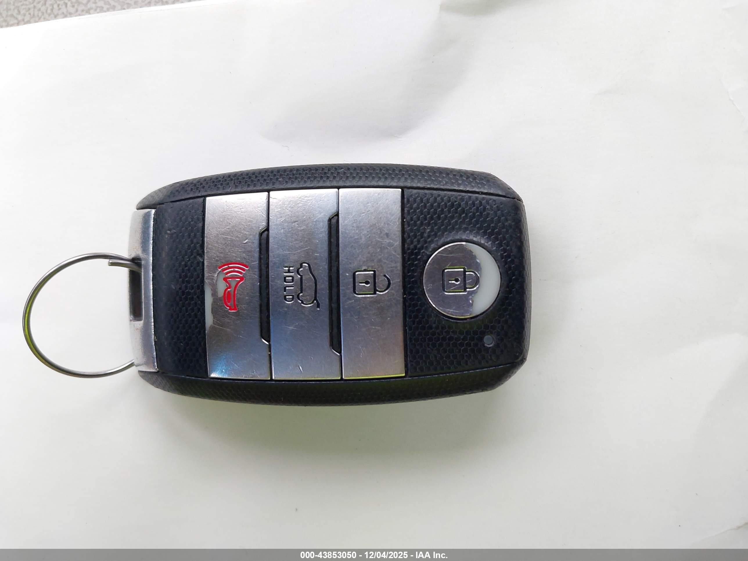 KIA SORENTO image 11