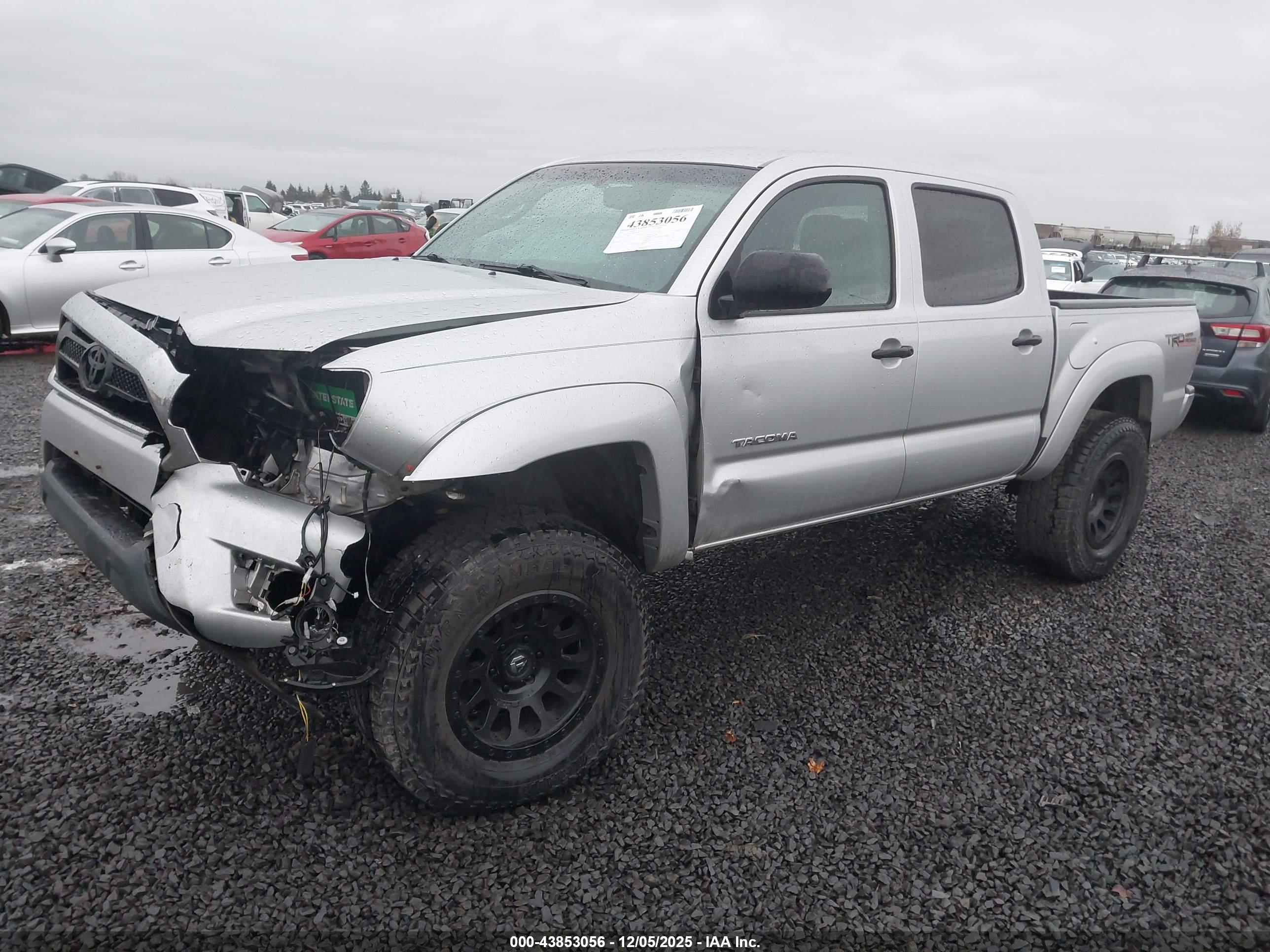 TOYOTA TACOMA image 2