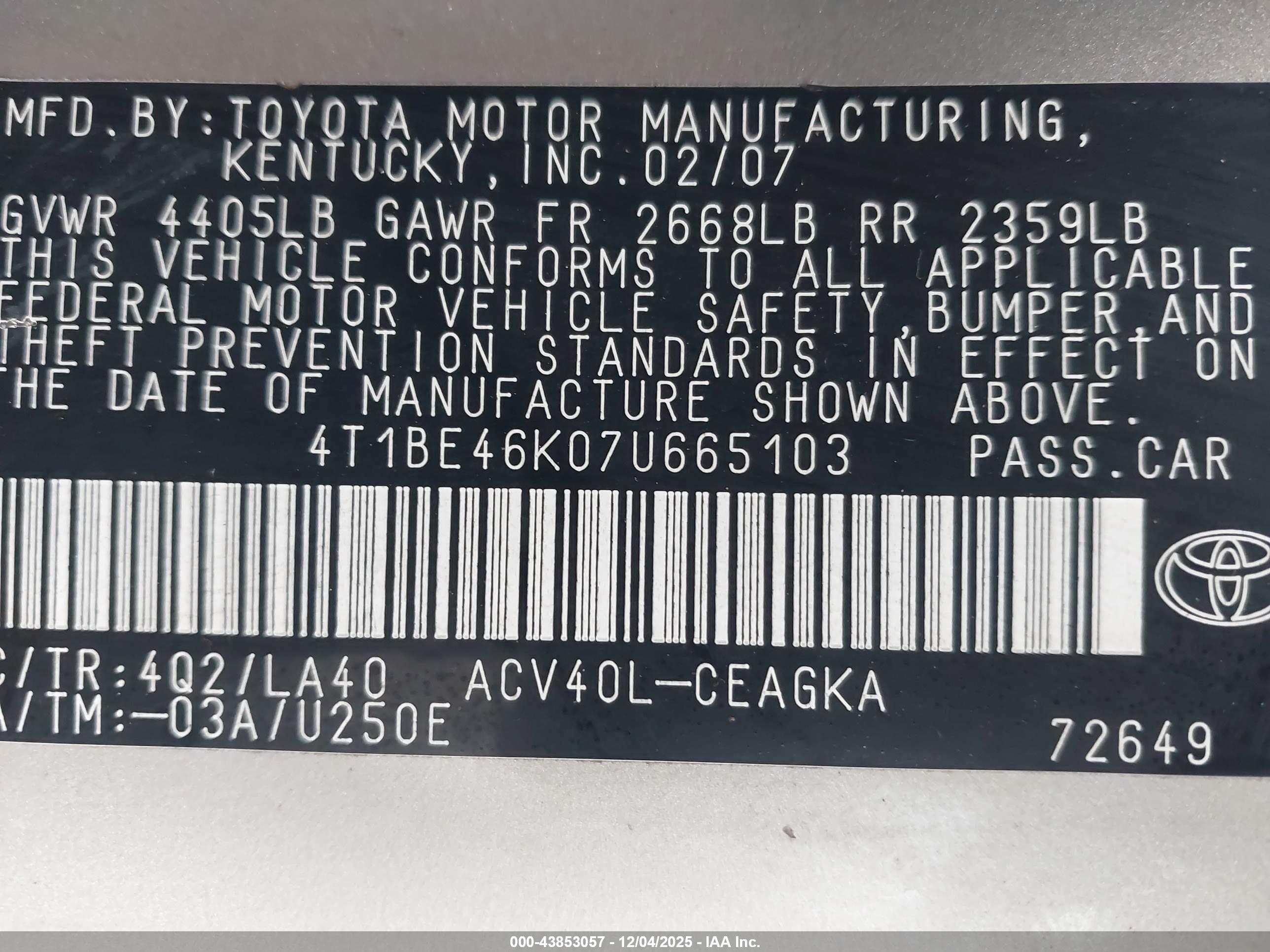 TOYOTA CAMRY image 9