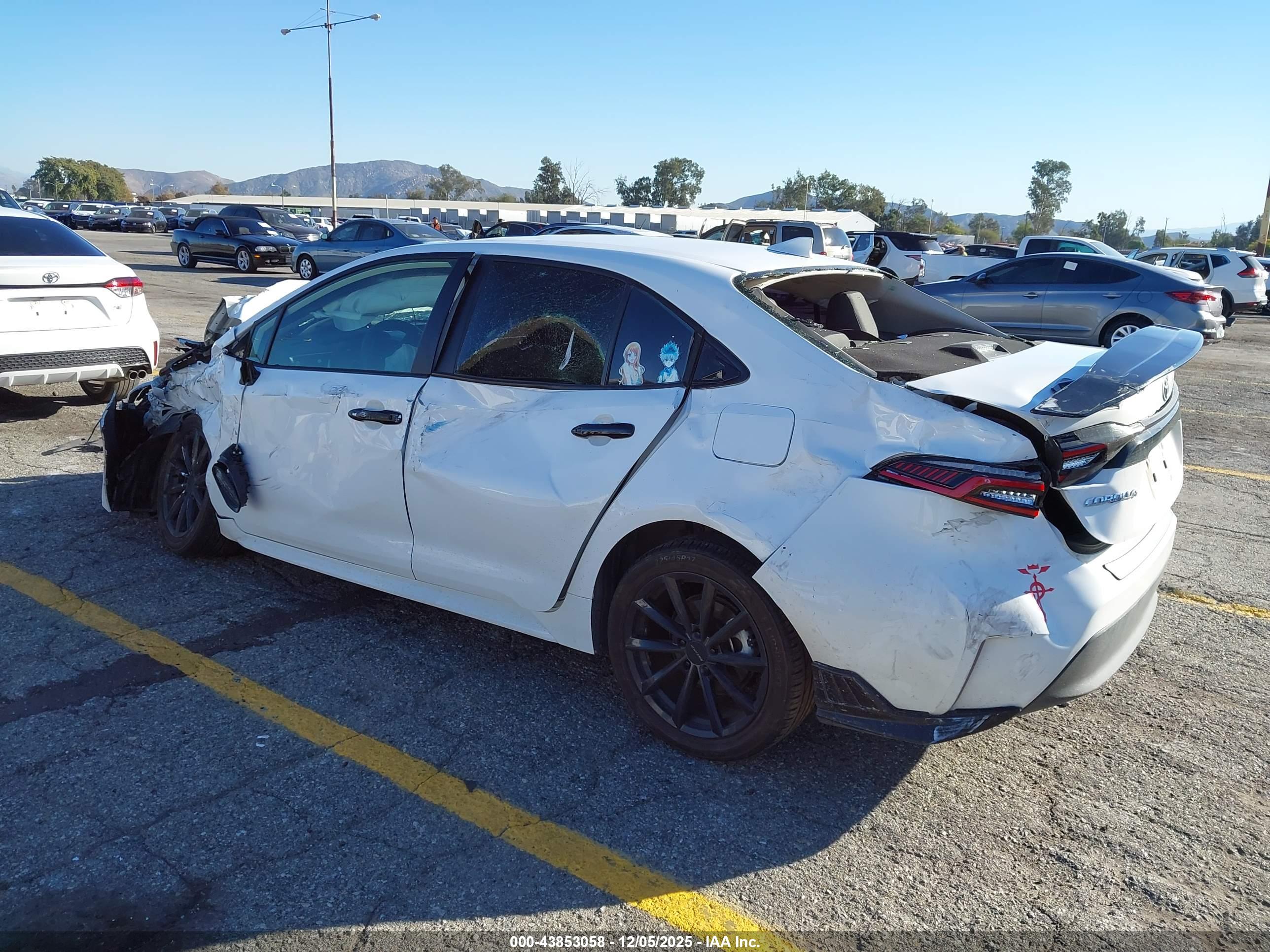 TOYOTA COROLLA image 3