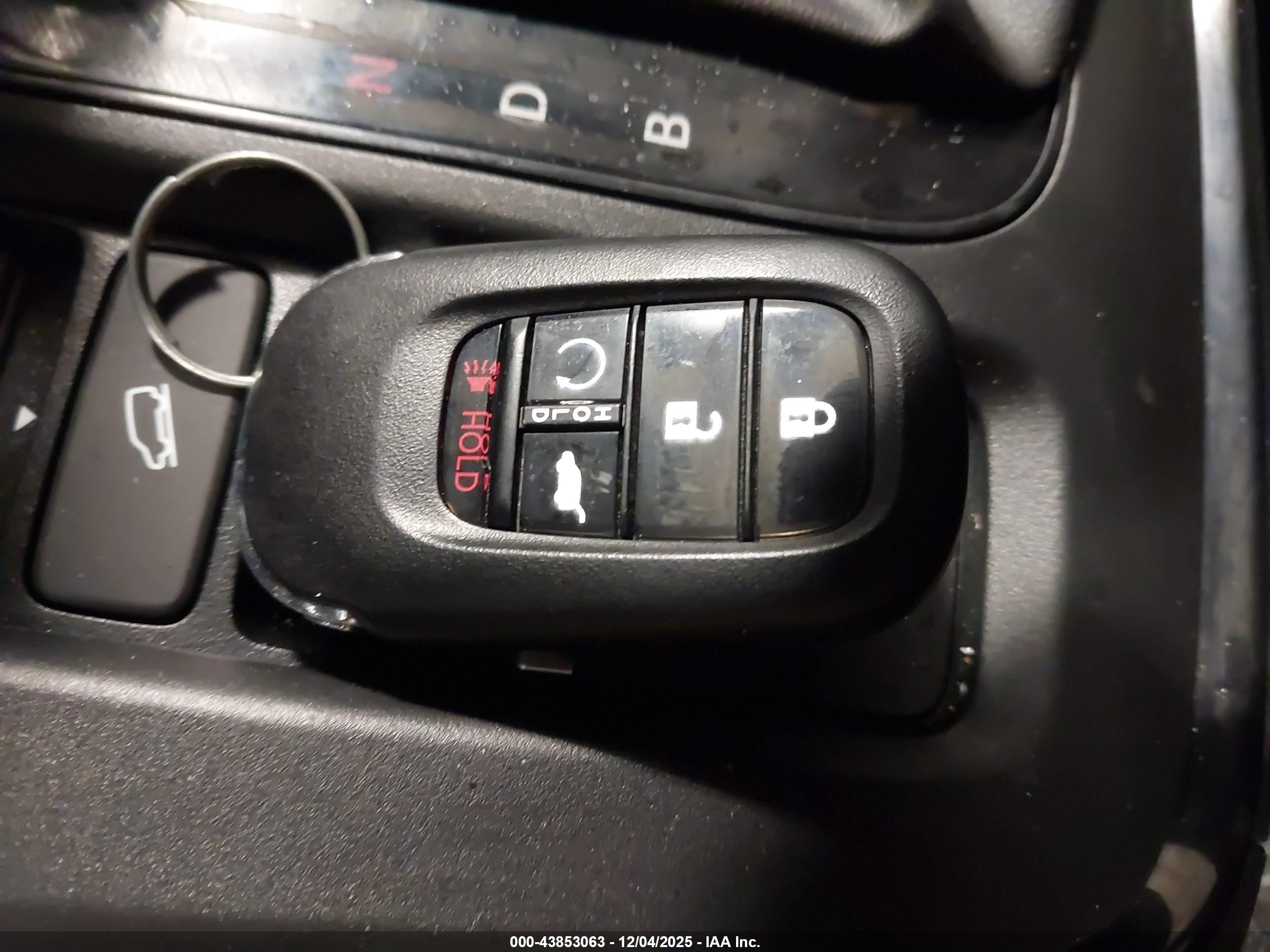 HONDA CR-V image 11