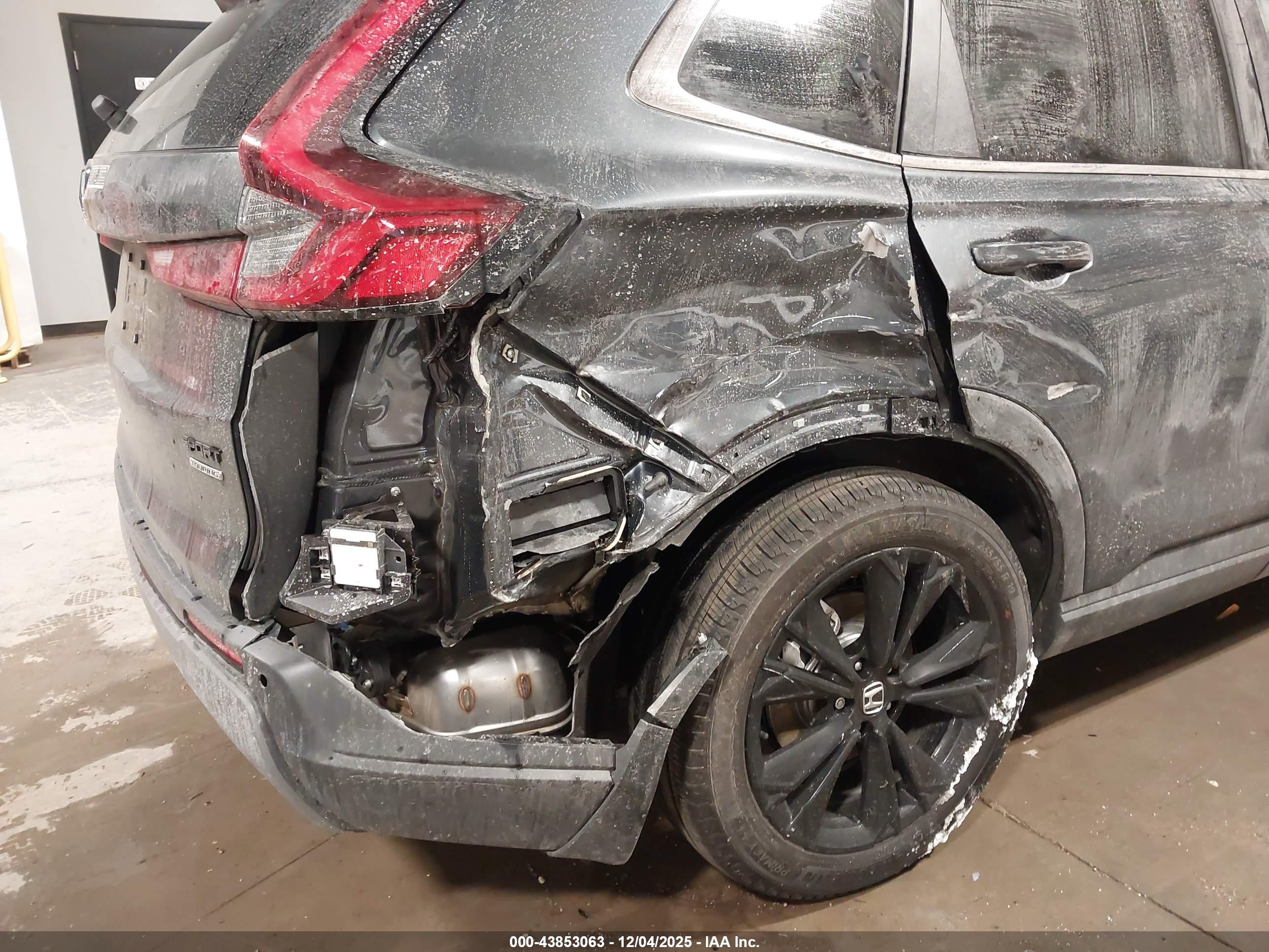 HONDA CR-V image 6