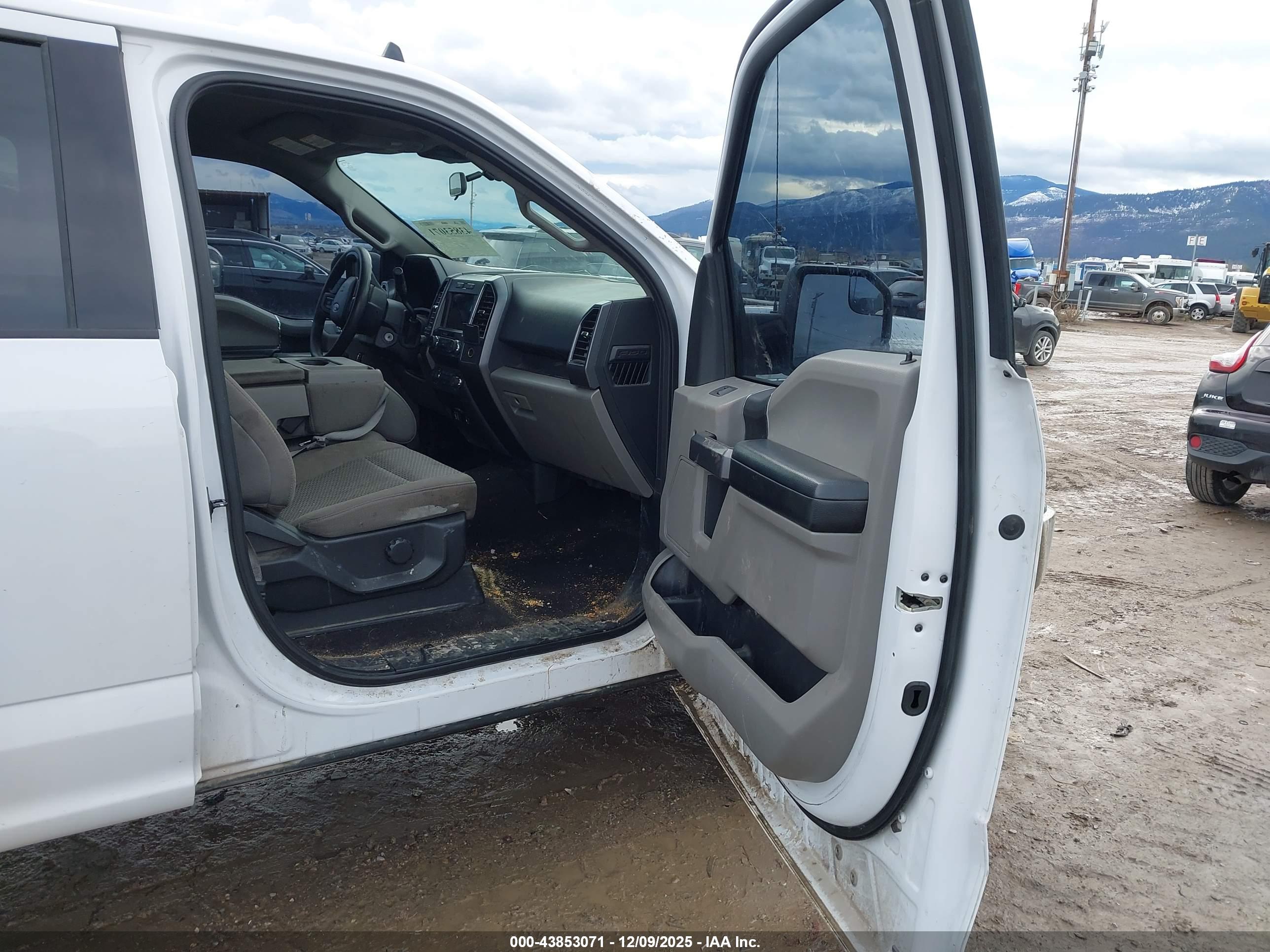 FORD F-150 image 5