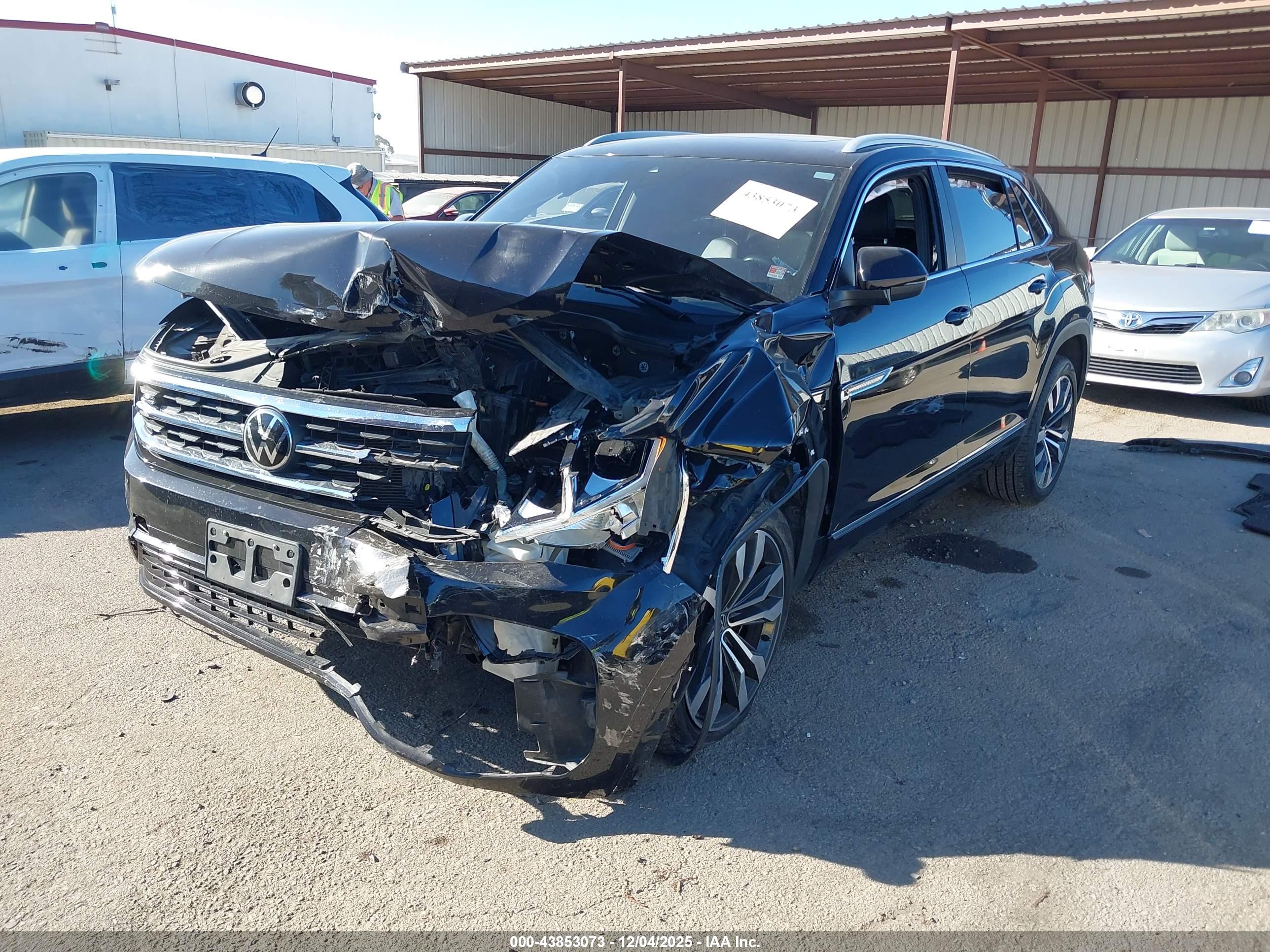 VOLKSWAGEN ATLAS image 2