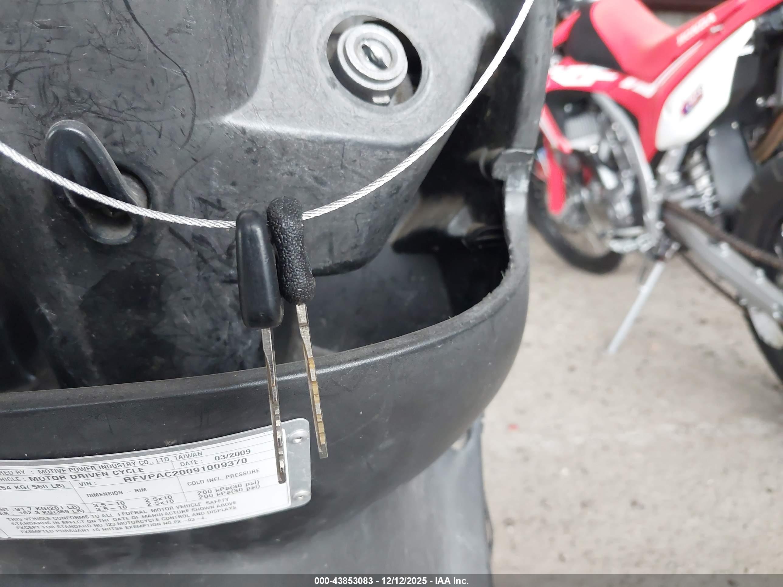 GENUINE SCOOTER image 11