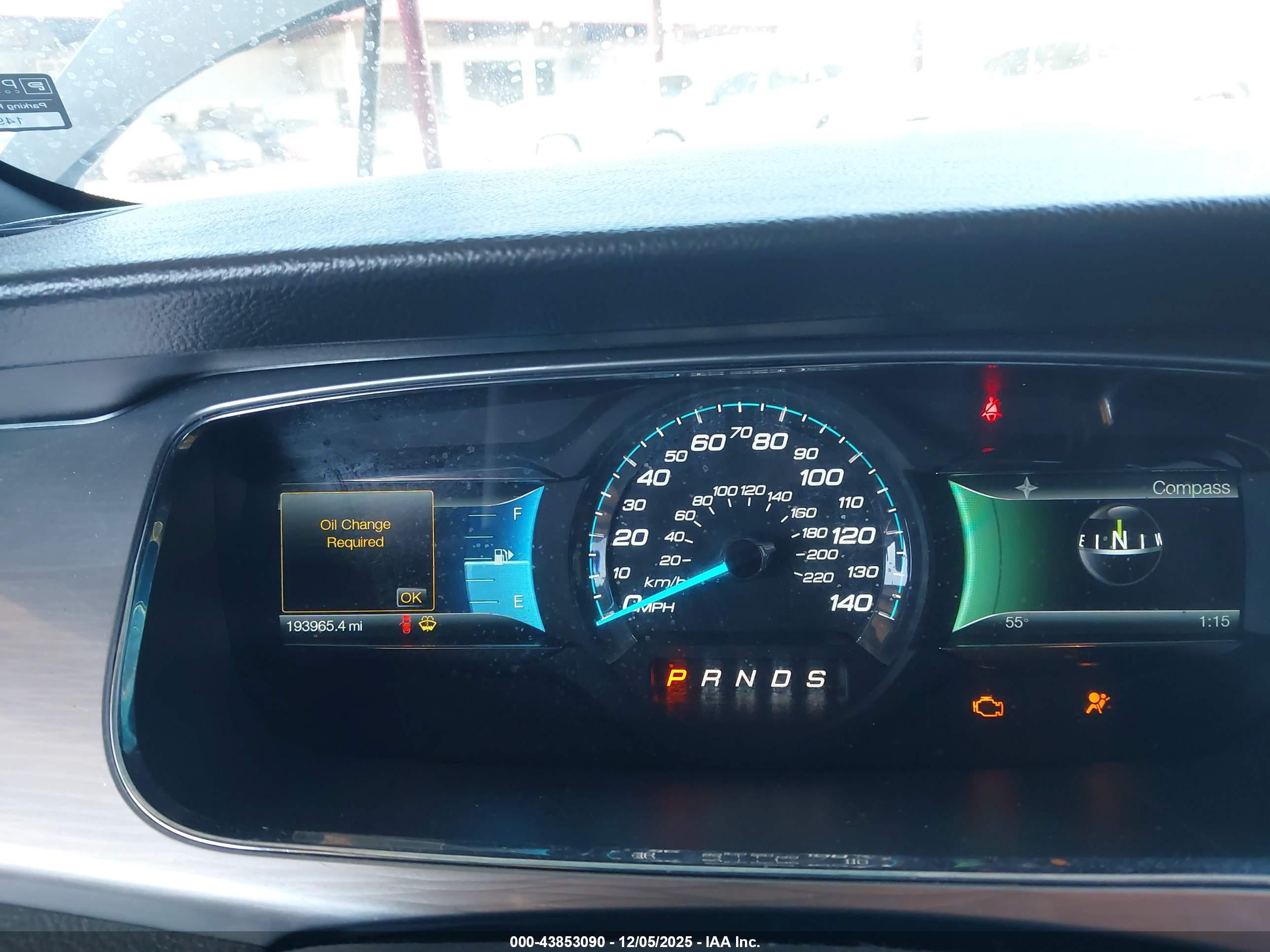 FORD TAURUS image 7