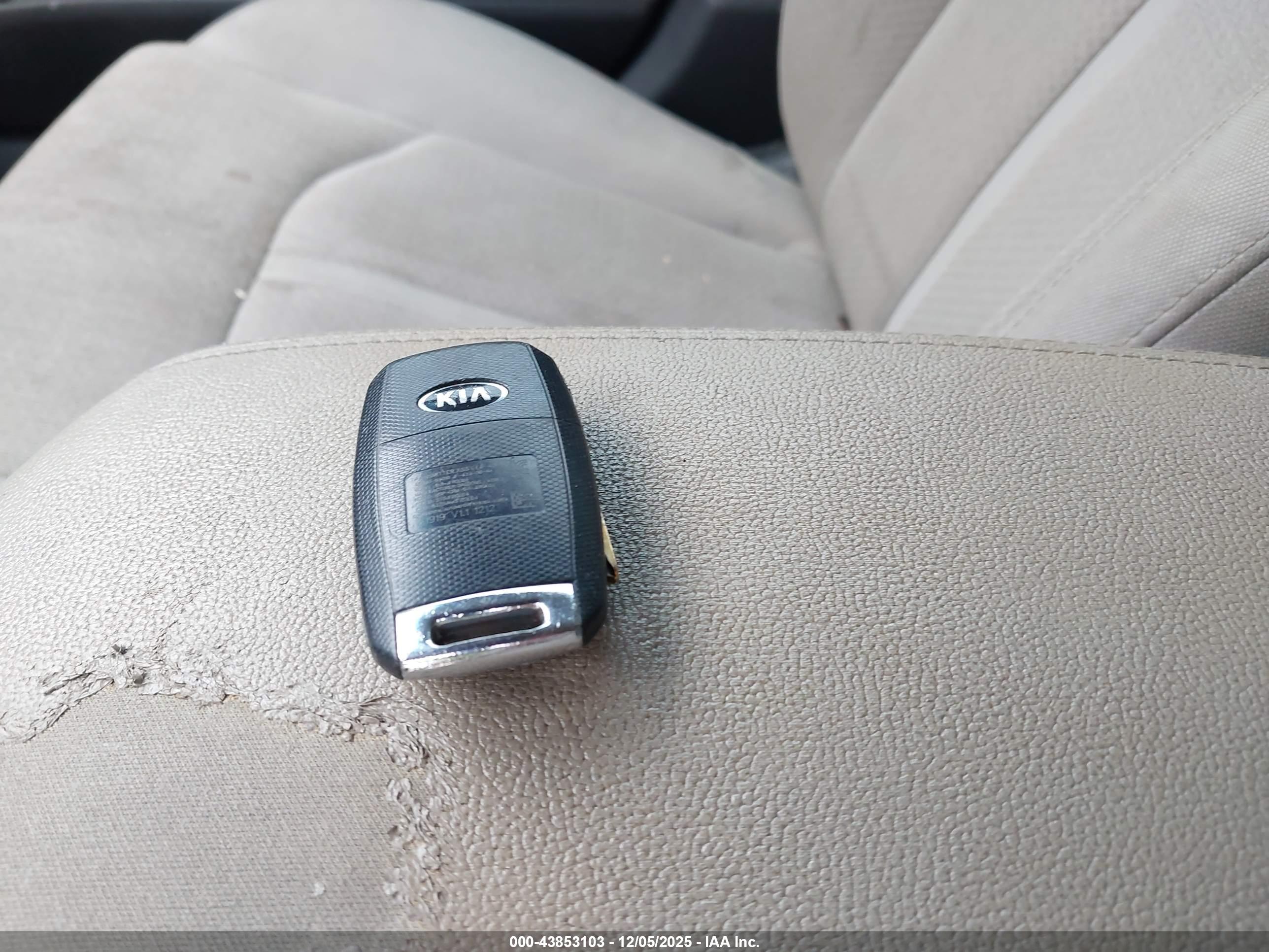 KIA OPTIMA image 11