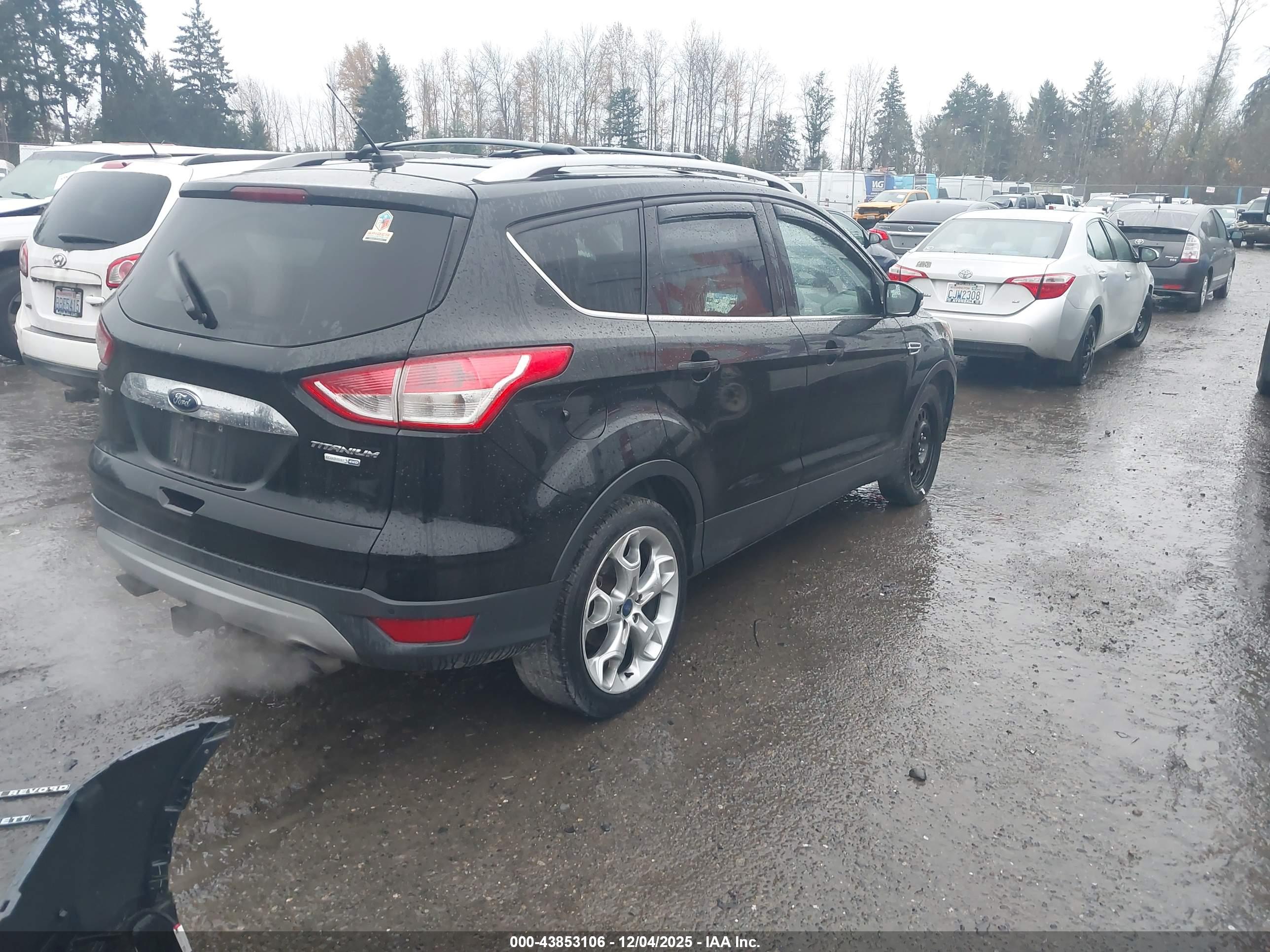 FORD ESCAPE image 4