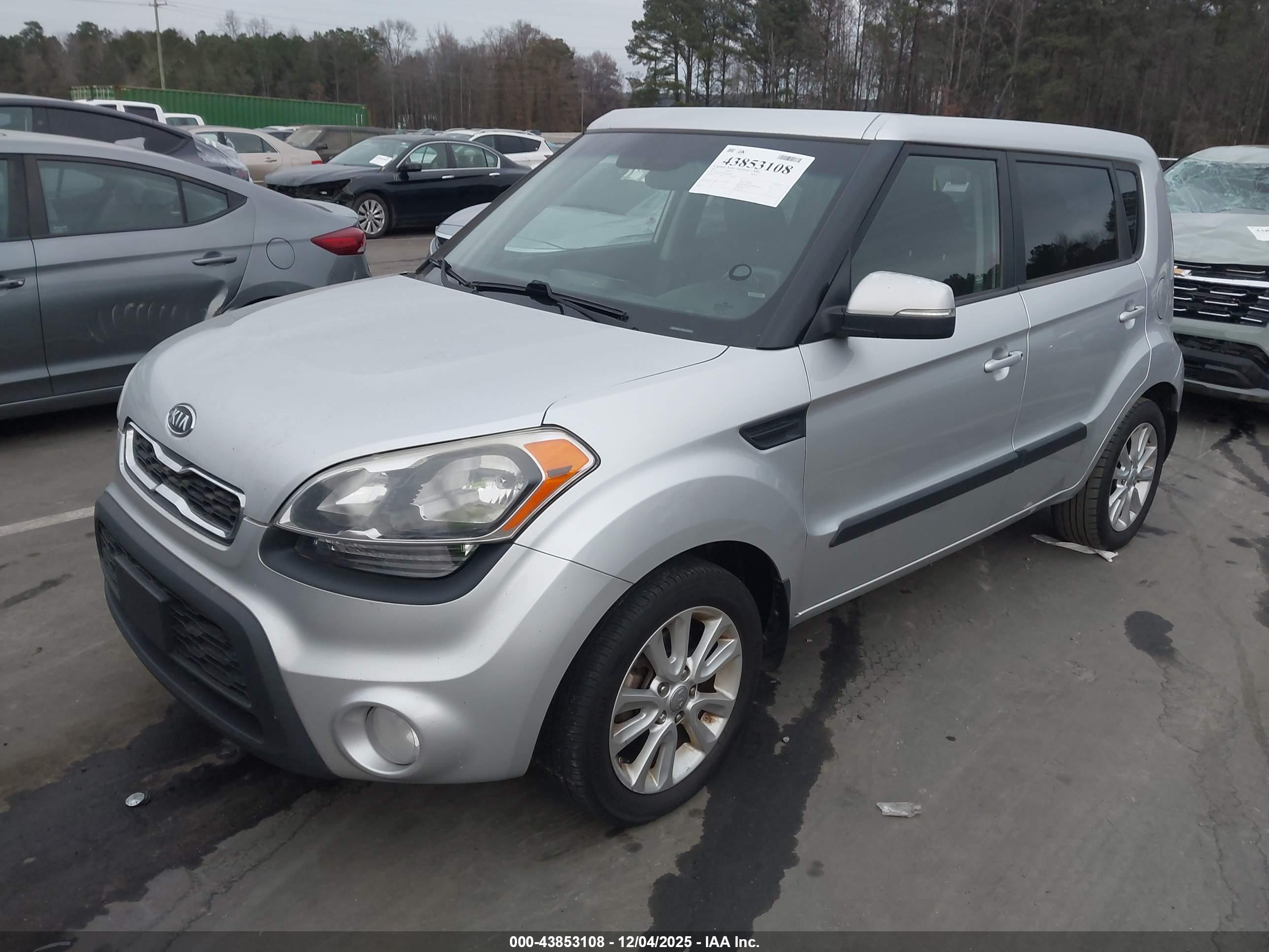 KIA SOUL image 2