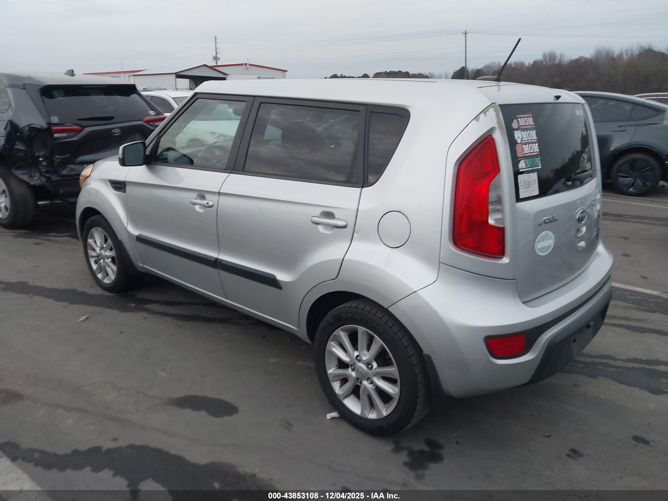 KIA SOUL image 3