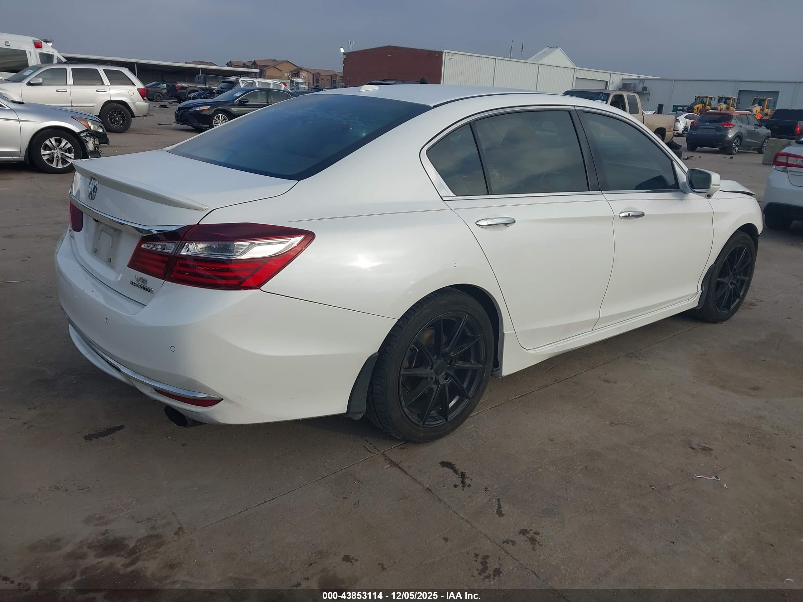 HONDA ACCORD image 4