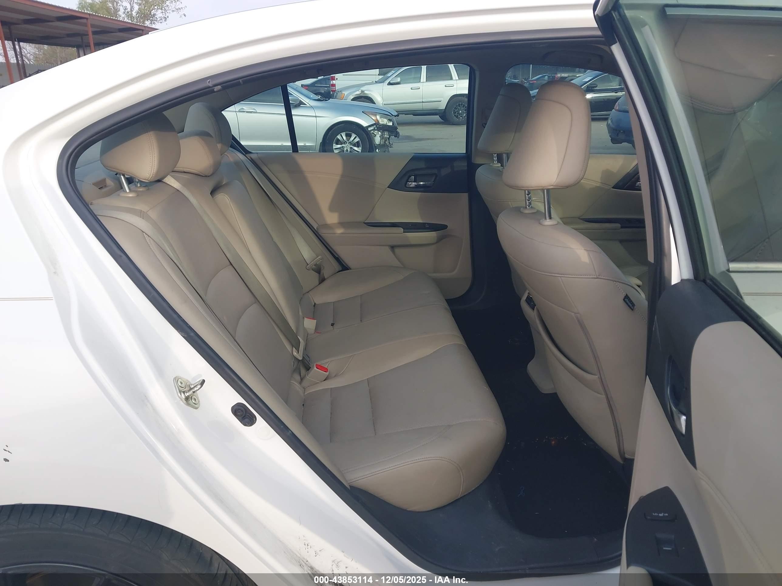 HONDA ACCORD image 8