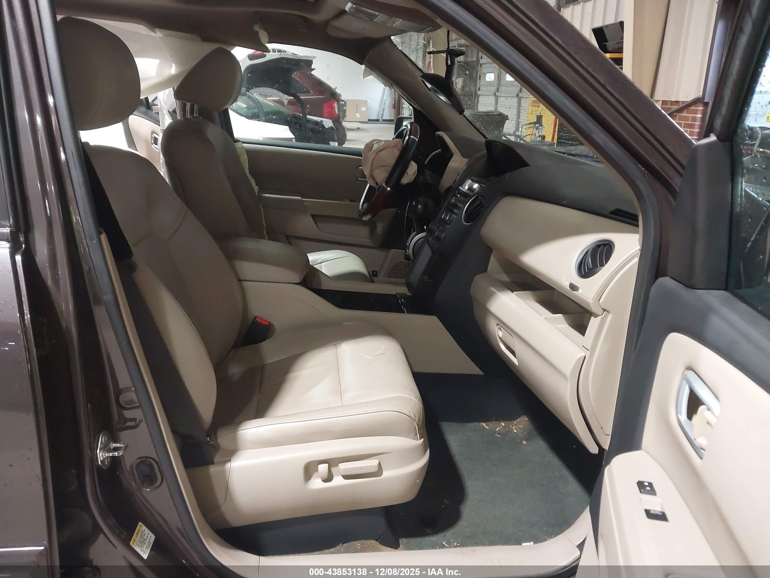 HONDA PILOT image 5