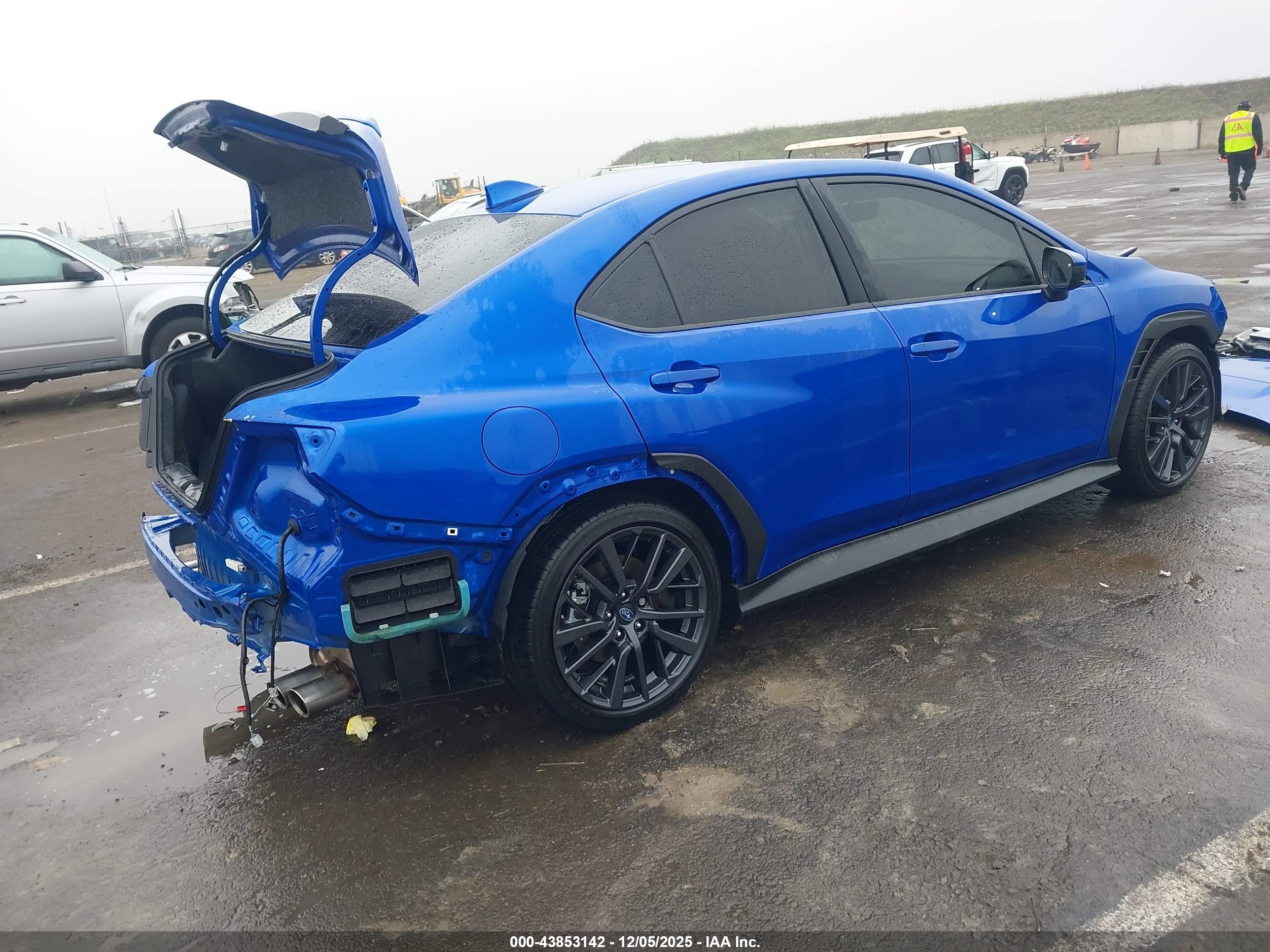 SUBARU WRX image 4