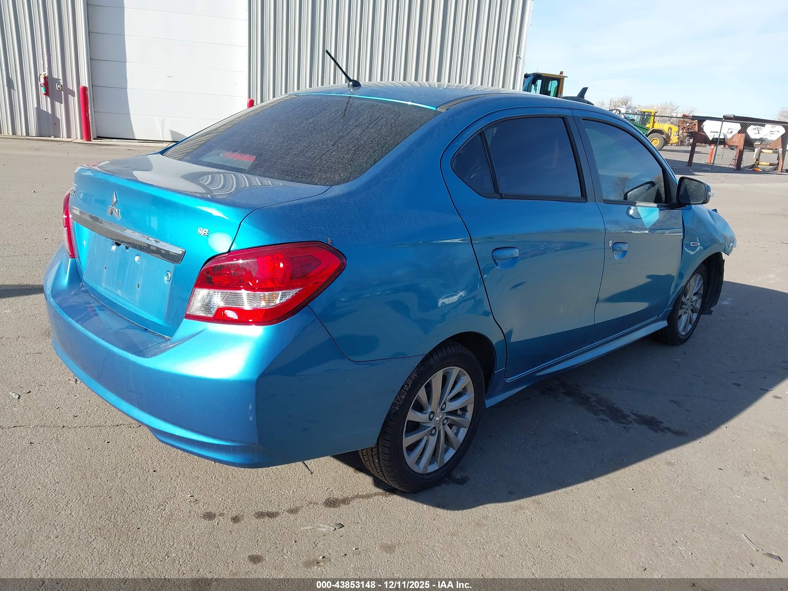 MITSUBISHI MIRAGE image 4