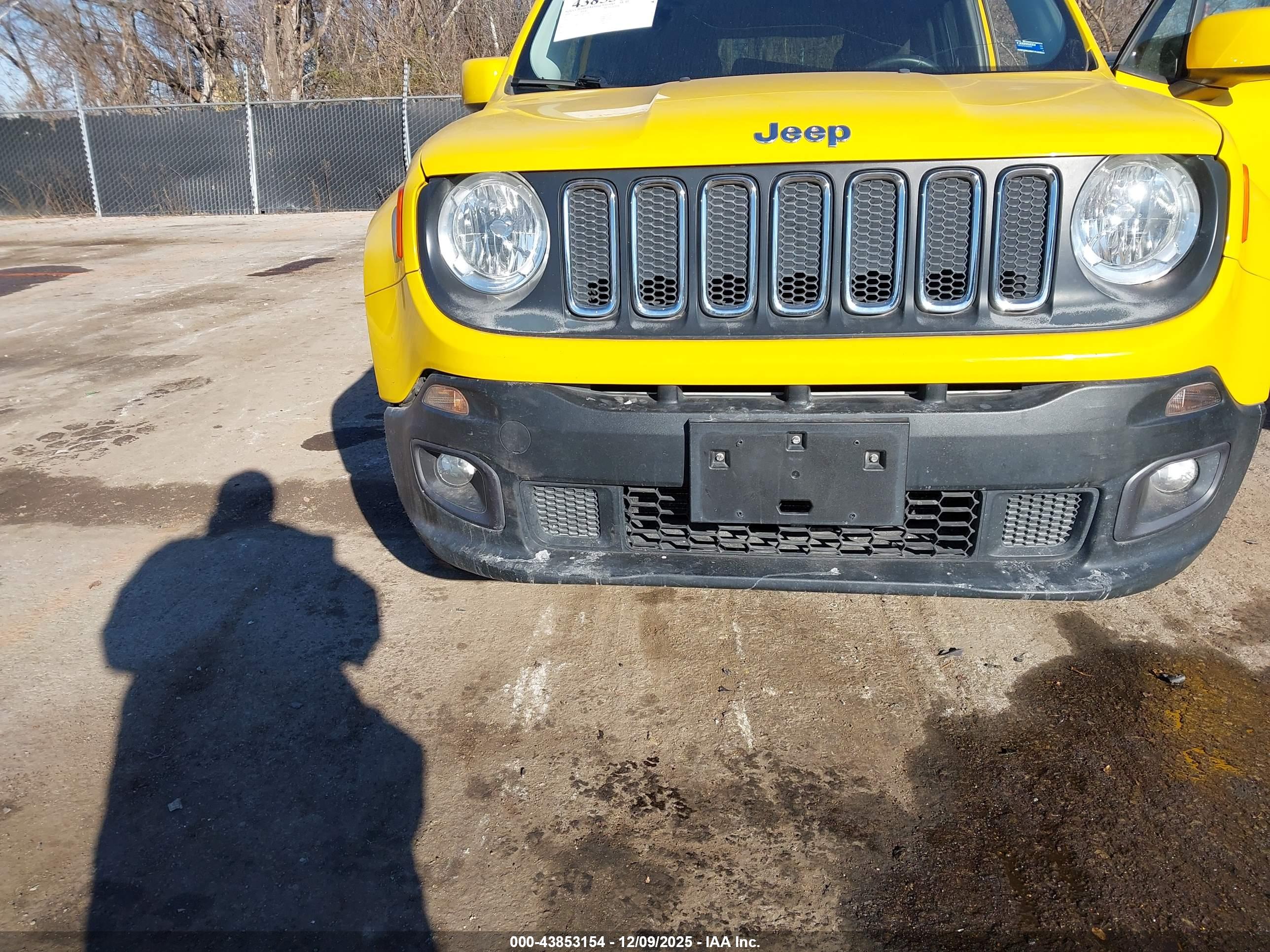 JEEP RENEGADE image 6