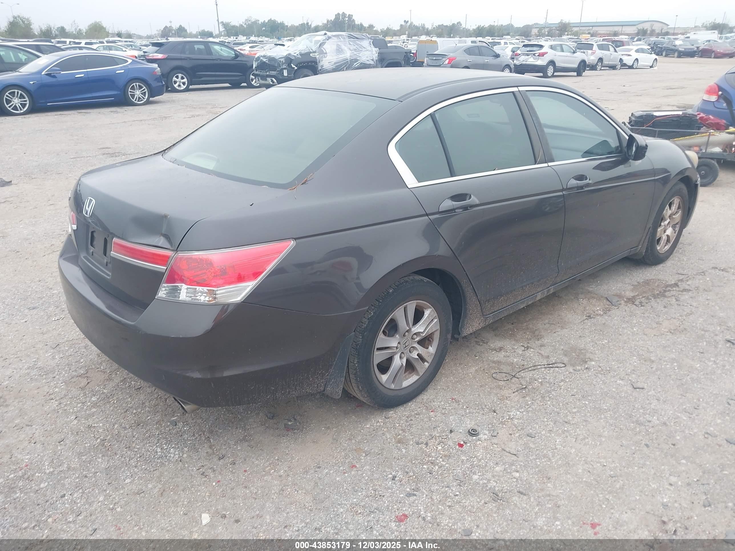 HONDA ACCORD image 4